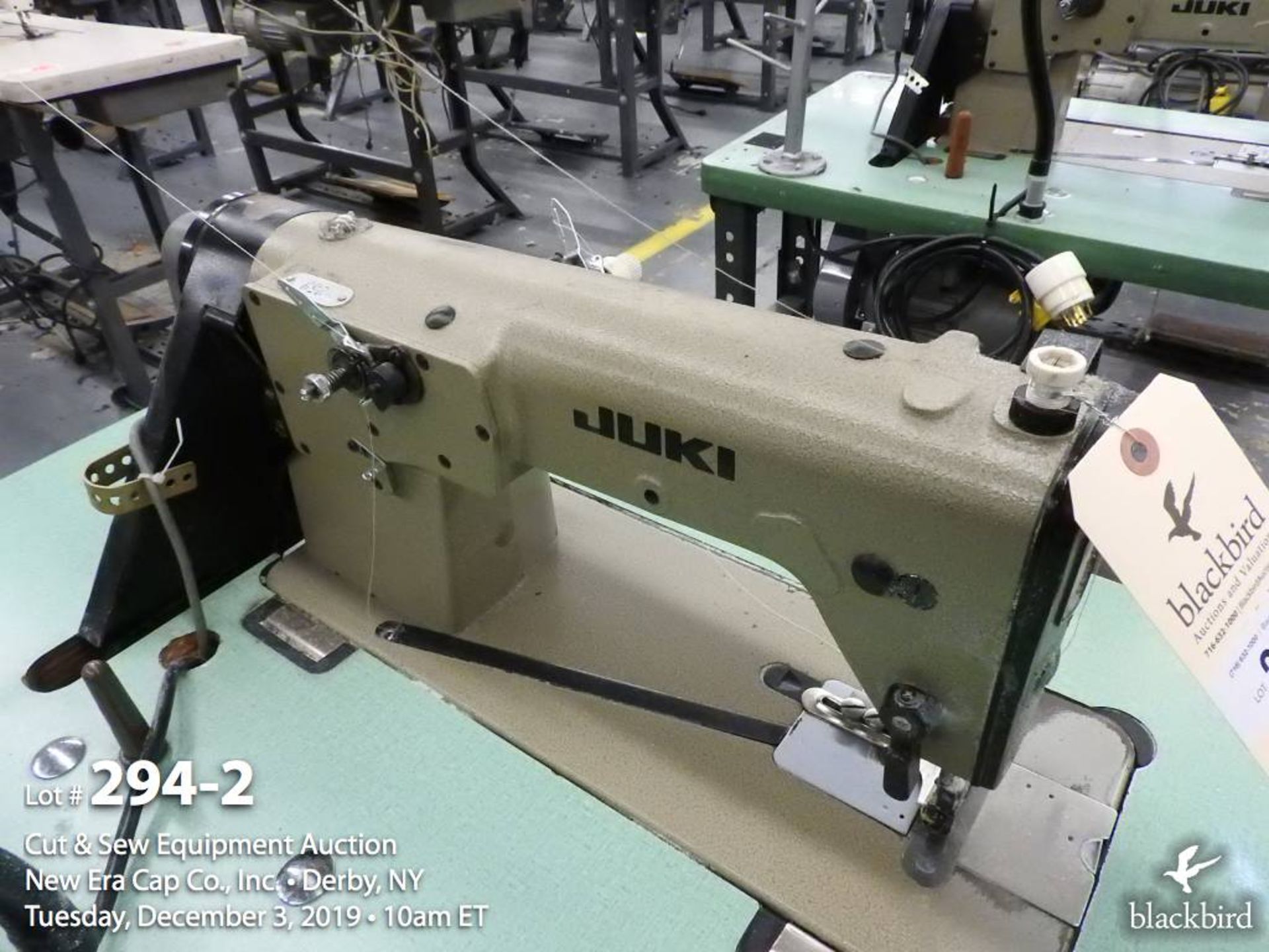 Juki MH-481 Flat-bed single-needle, double chainstitch sewing machine with auto thread trimmer - Image 2 of 4