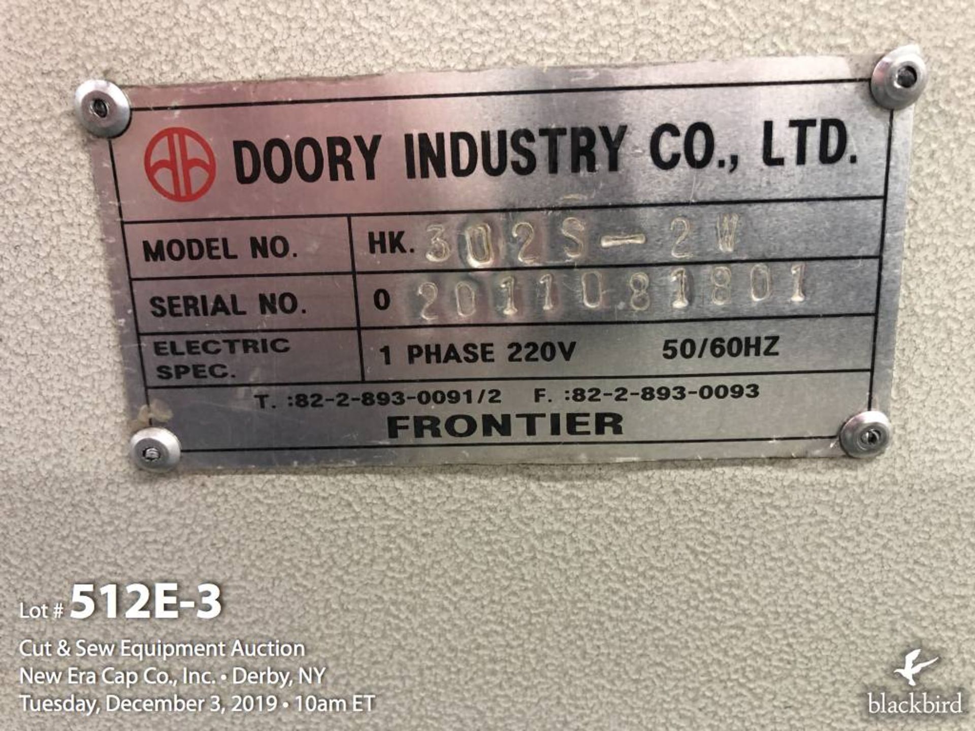 Doory HK302S-2WCM Two station cap ironing / blocking machine - Image 3 of 3