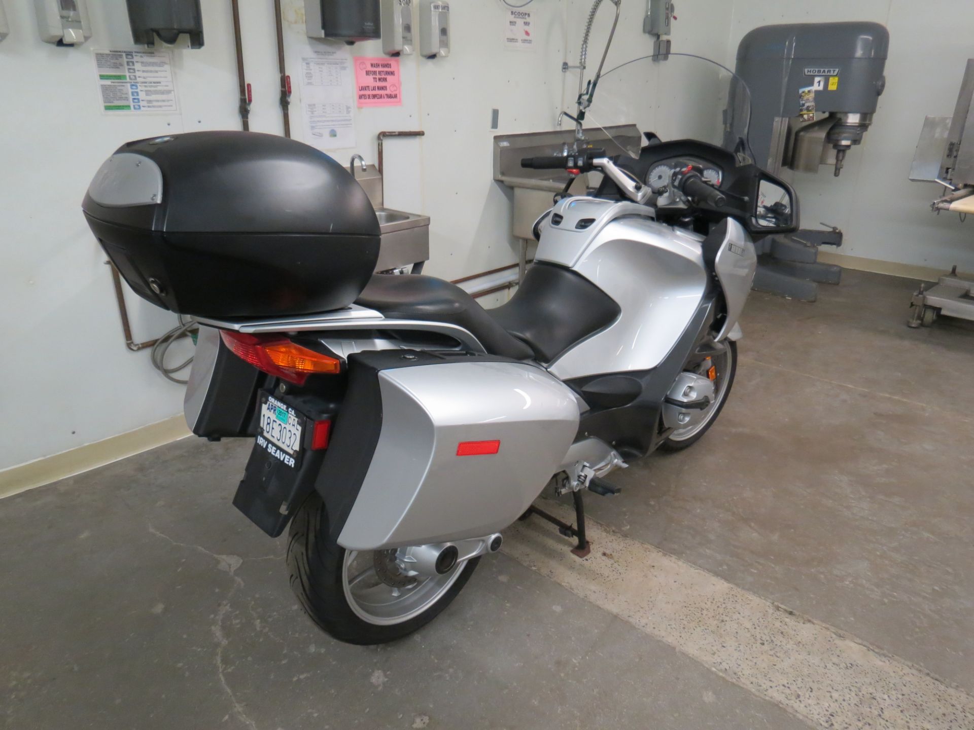 2007 BMW R1200RT MOTORCYCLE, MILEAGE 33,133, VIN: W810388007ZT10162, LIC: 18E3032. - Image 3 of 11