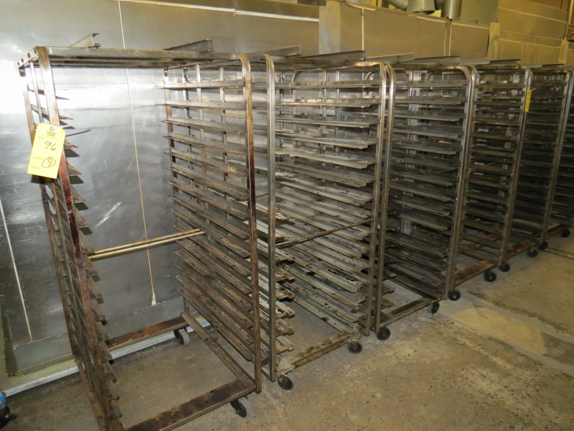 STAINLESS STEEL MOBILE OVEN RACKS