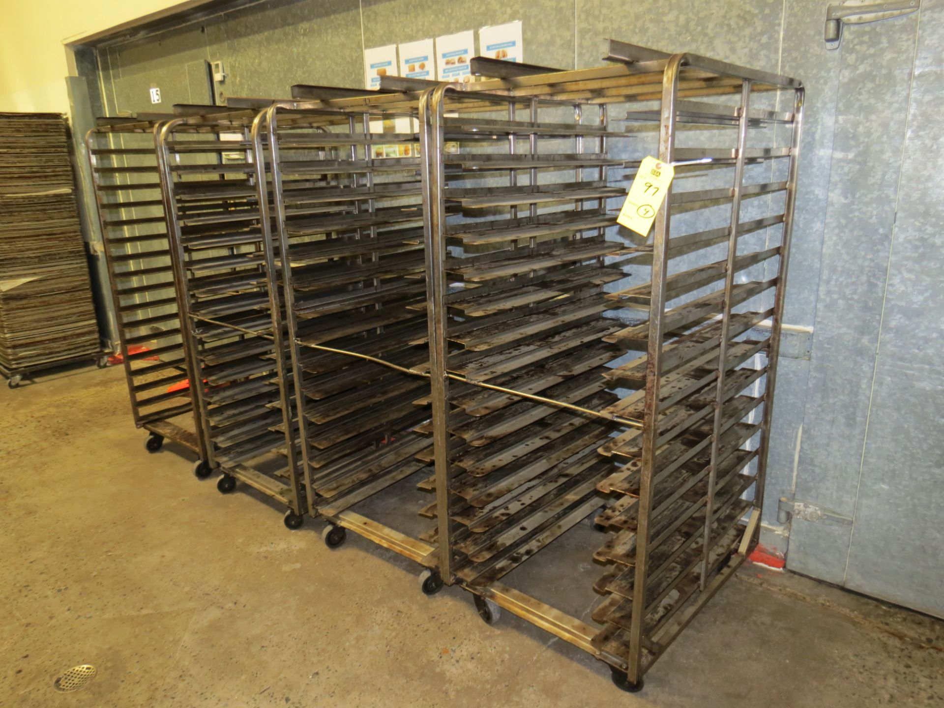 STAINLESS STEEL MOBILE OVEN RACKS