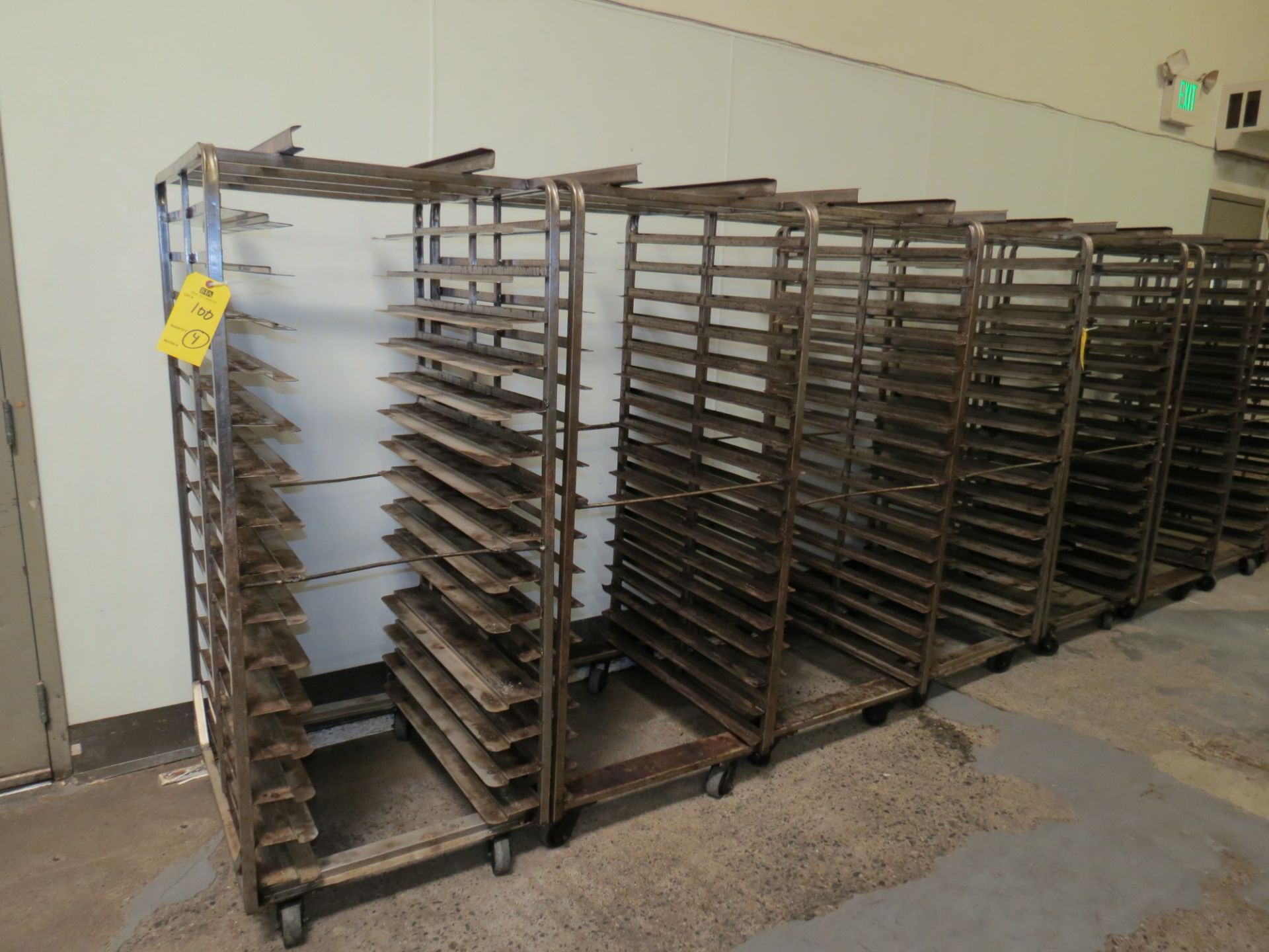 STAINLESS STEEL MOBILE OVEN RACKS