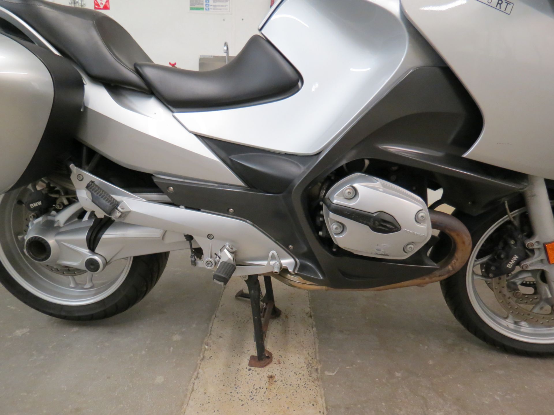 2007 BMW R1200RT MOTORCYCLE, MILEAGE 33,133, VIN: W810388007ZT10162, LIC: 18E3032. - Image 10 of 11