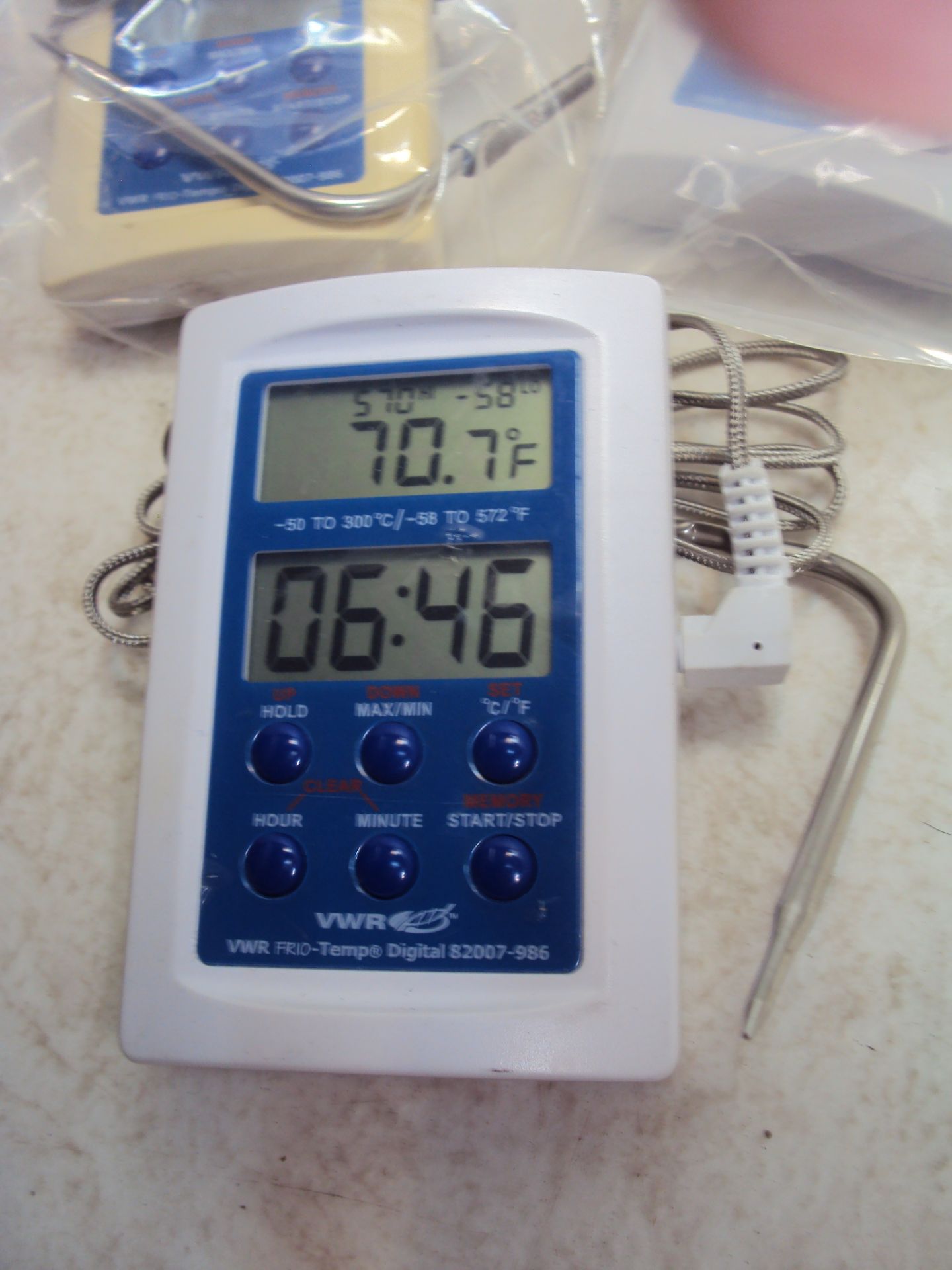 (14) VWR Frio-Temp 82007-986 Temperature Gages w/ Thermocouple - Image 3 of 4
