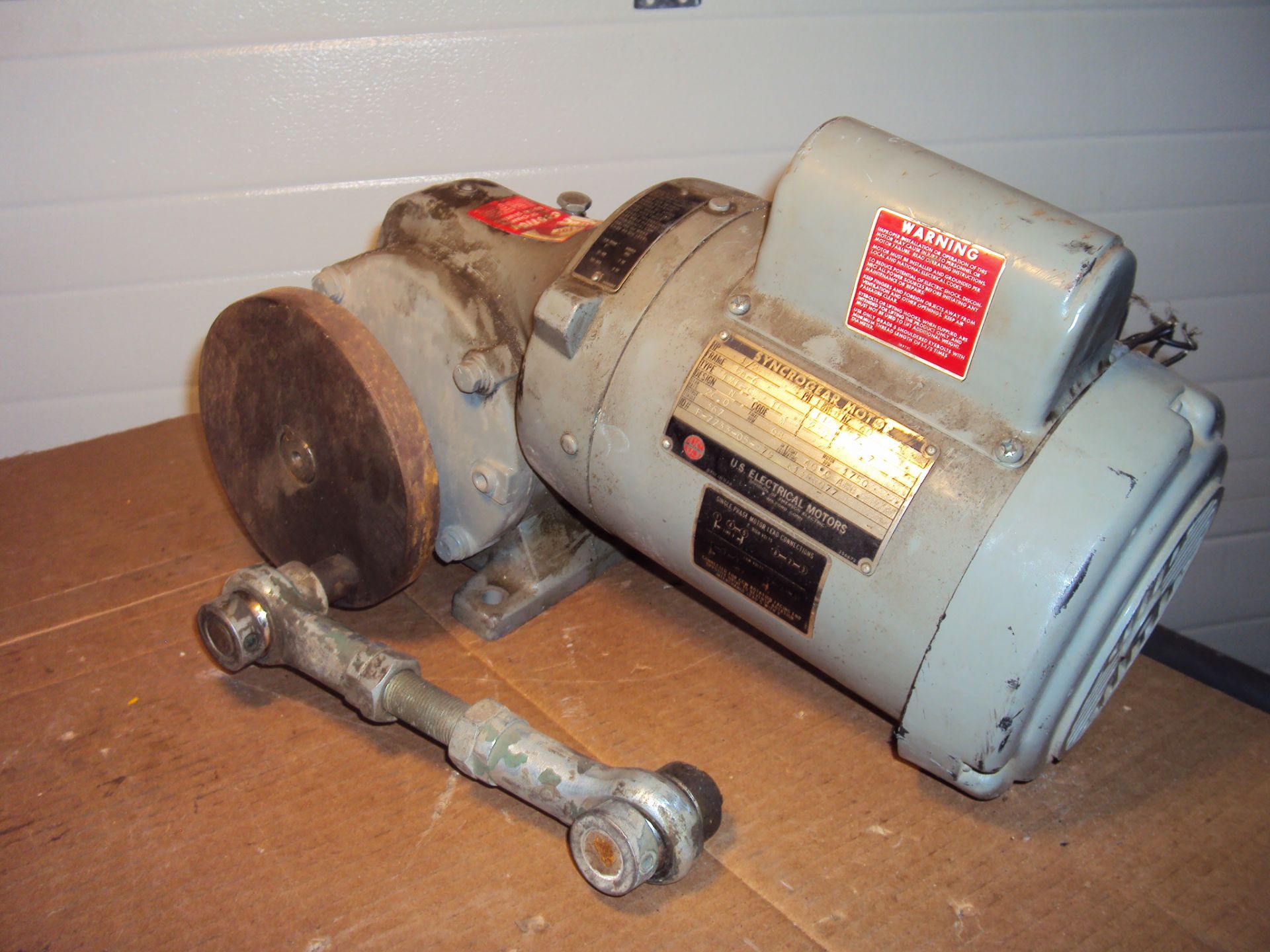 SYNCHROGEAR 1/2"-HP, 26.1 SINGLE PHASE GEARMOTOR