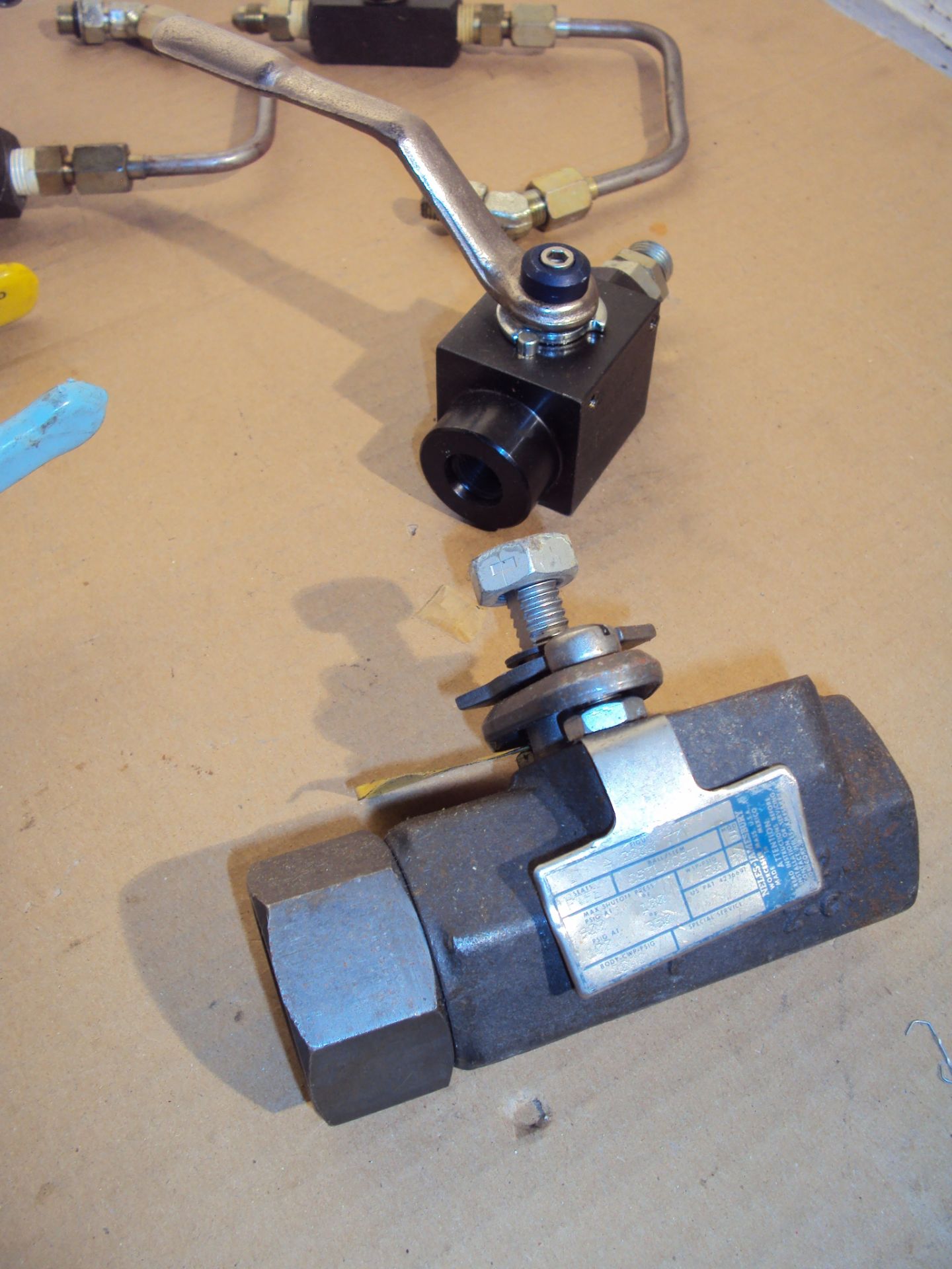 Hydraulic Shutoff Valves - Image 4 of 5