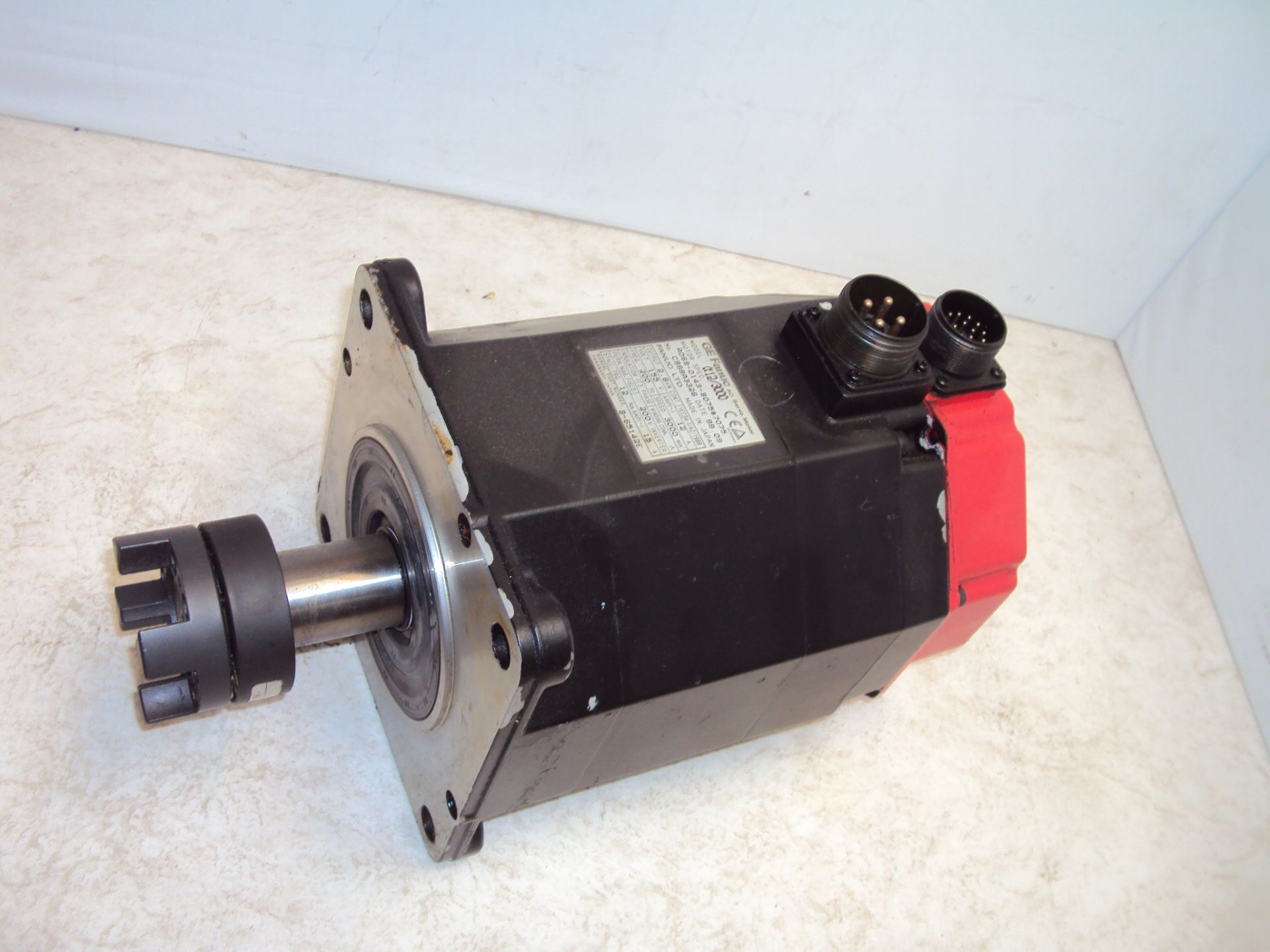 GE Fanuc Alpha12/3000 AC Servomotor AO6B-0143-B075