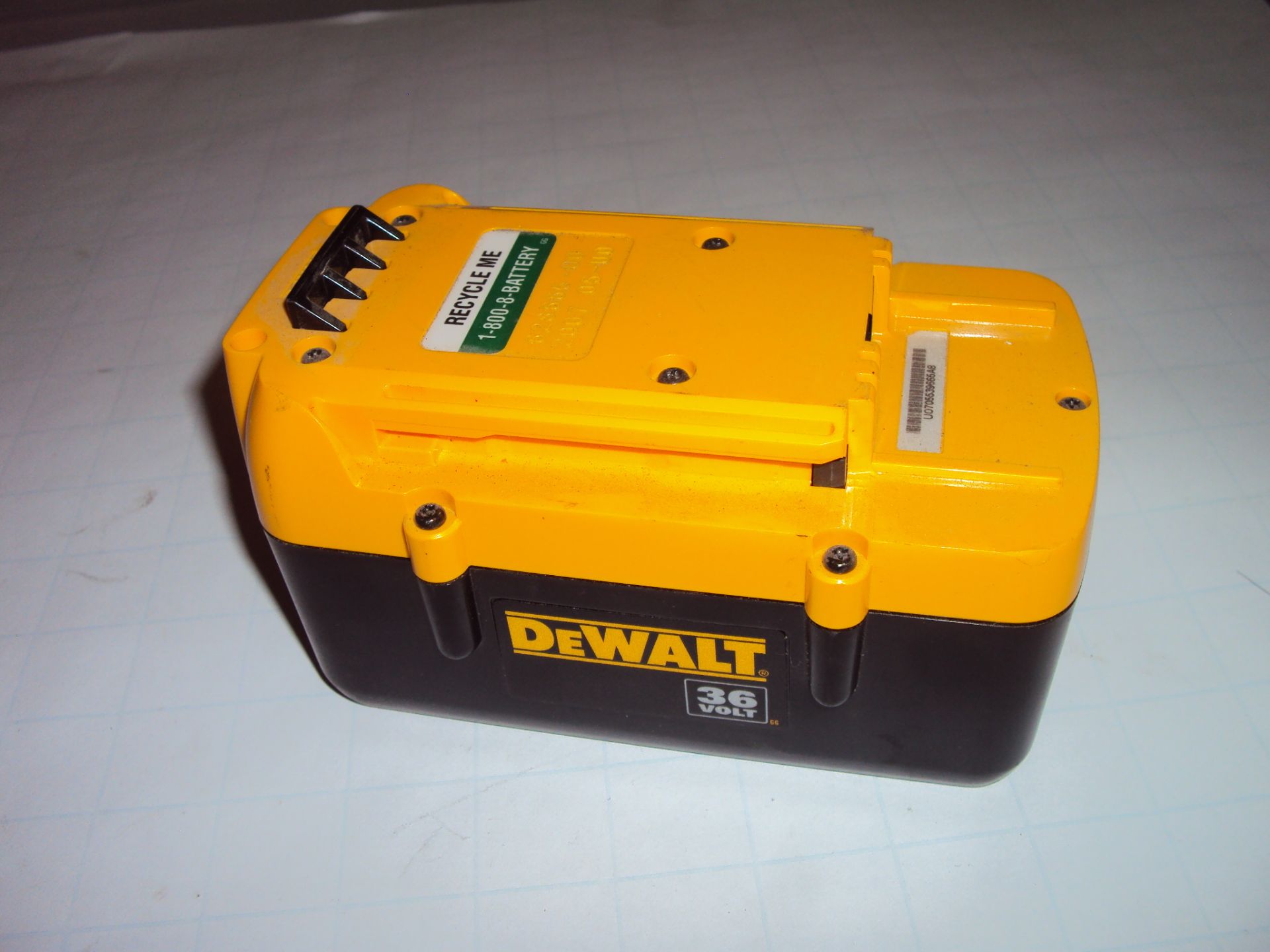 Dewalt DC9360 36V Battery Pack - Image 2 of 3