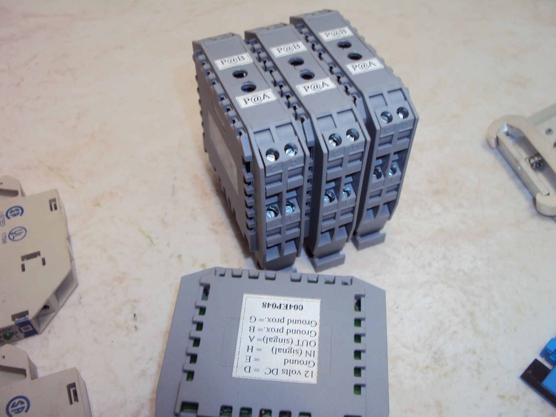 Assorted DIN Rail Terminal Blocks & Telemecanique ABS2SC02EB Coupler Modules - Image 5 of 8