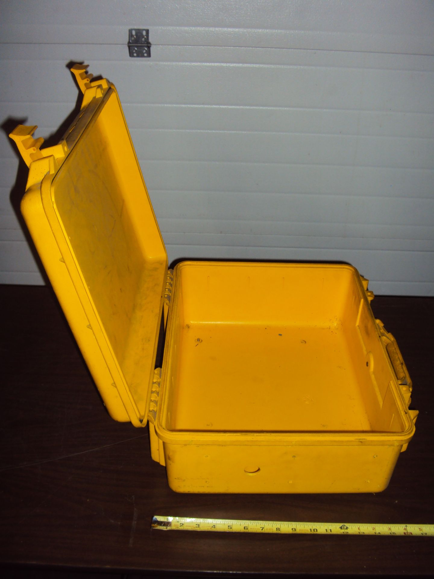 Hard Plastic Instrument Case - Image 3 of 4