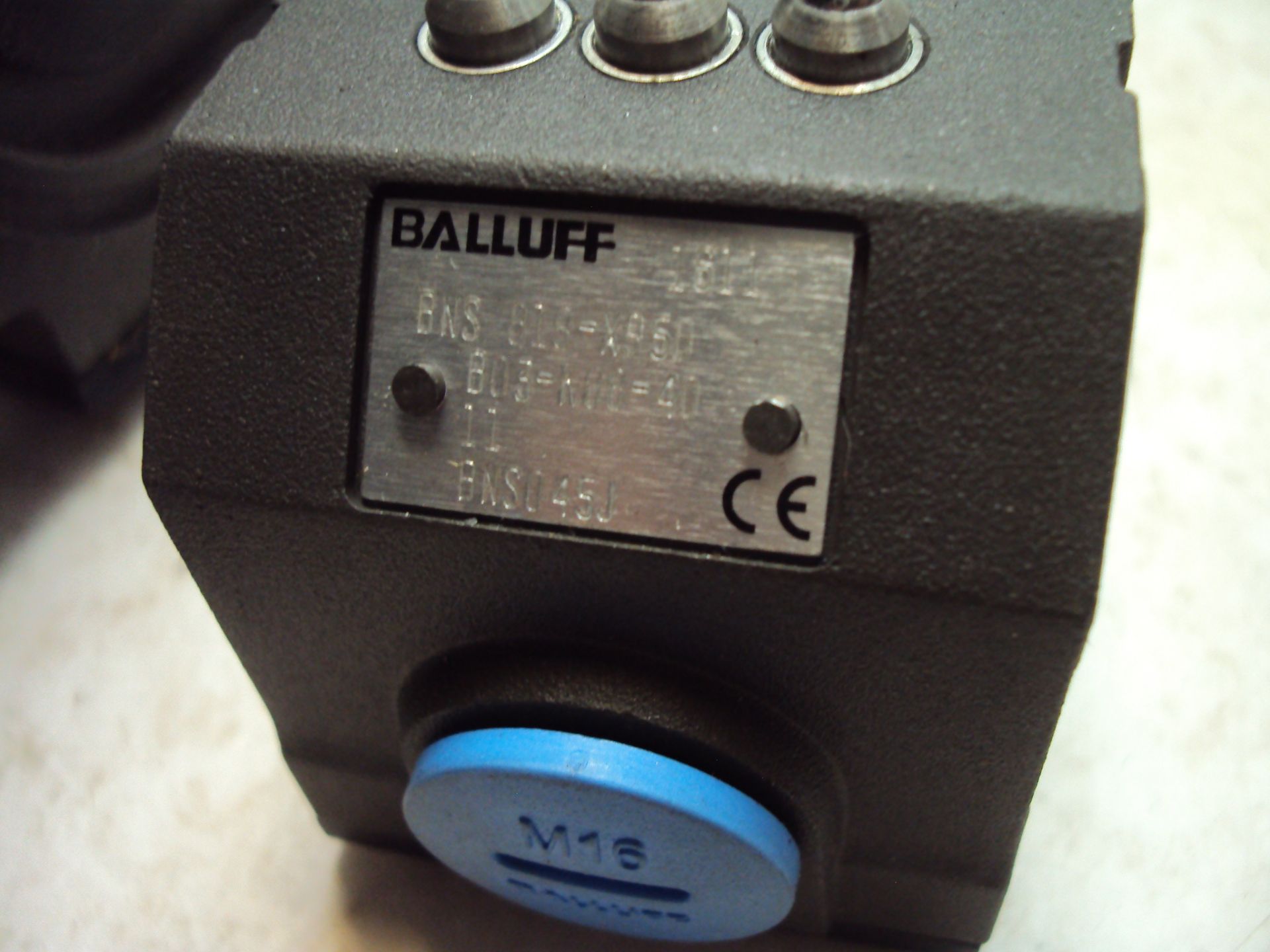 (6) Balluff BNS Style Limit Switches & (1) BES516B5 Proximity Sensor - Image 6 of 8