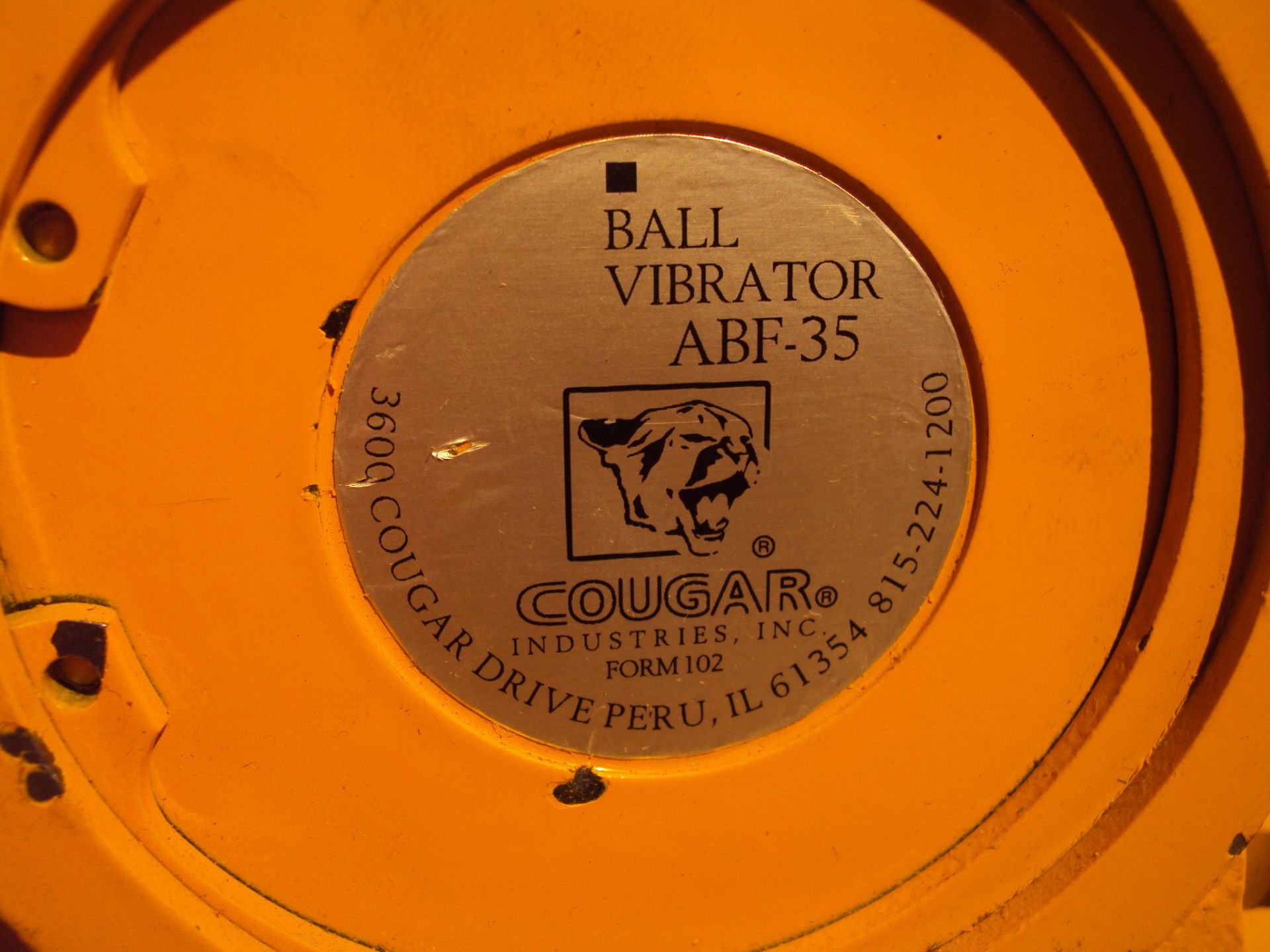 (2) Pneumatic Ball Vibrators Cougar ABF35 & Findeva K25 - Image 3 of 4