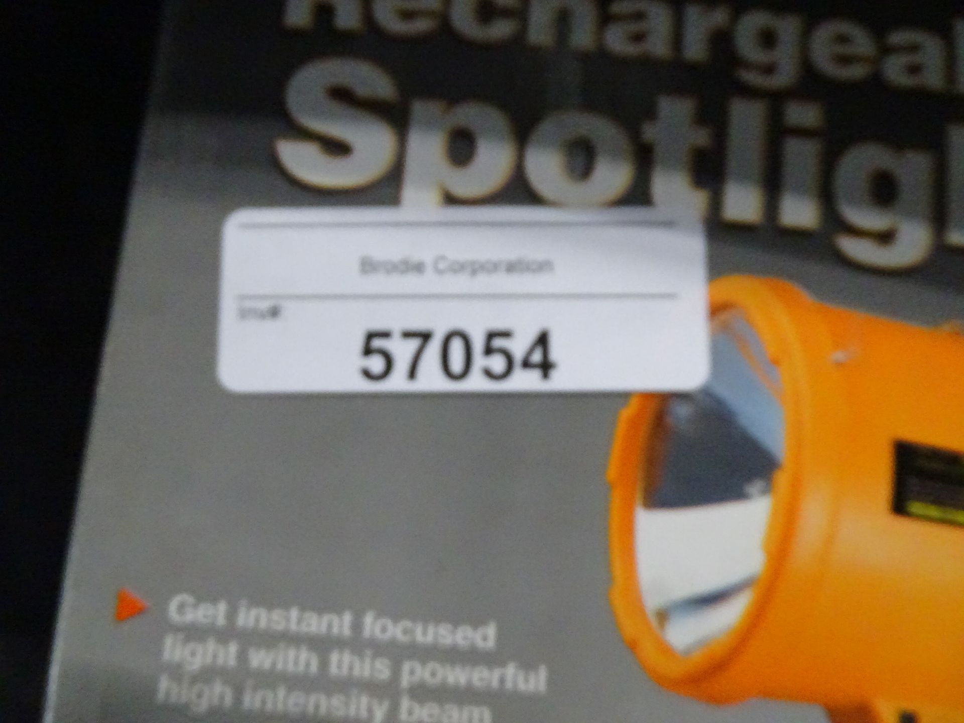 Chicago Electric Rechargeable Spot Light - Bild 4 aus 4