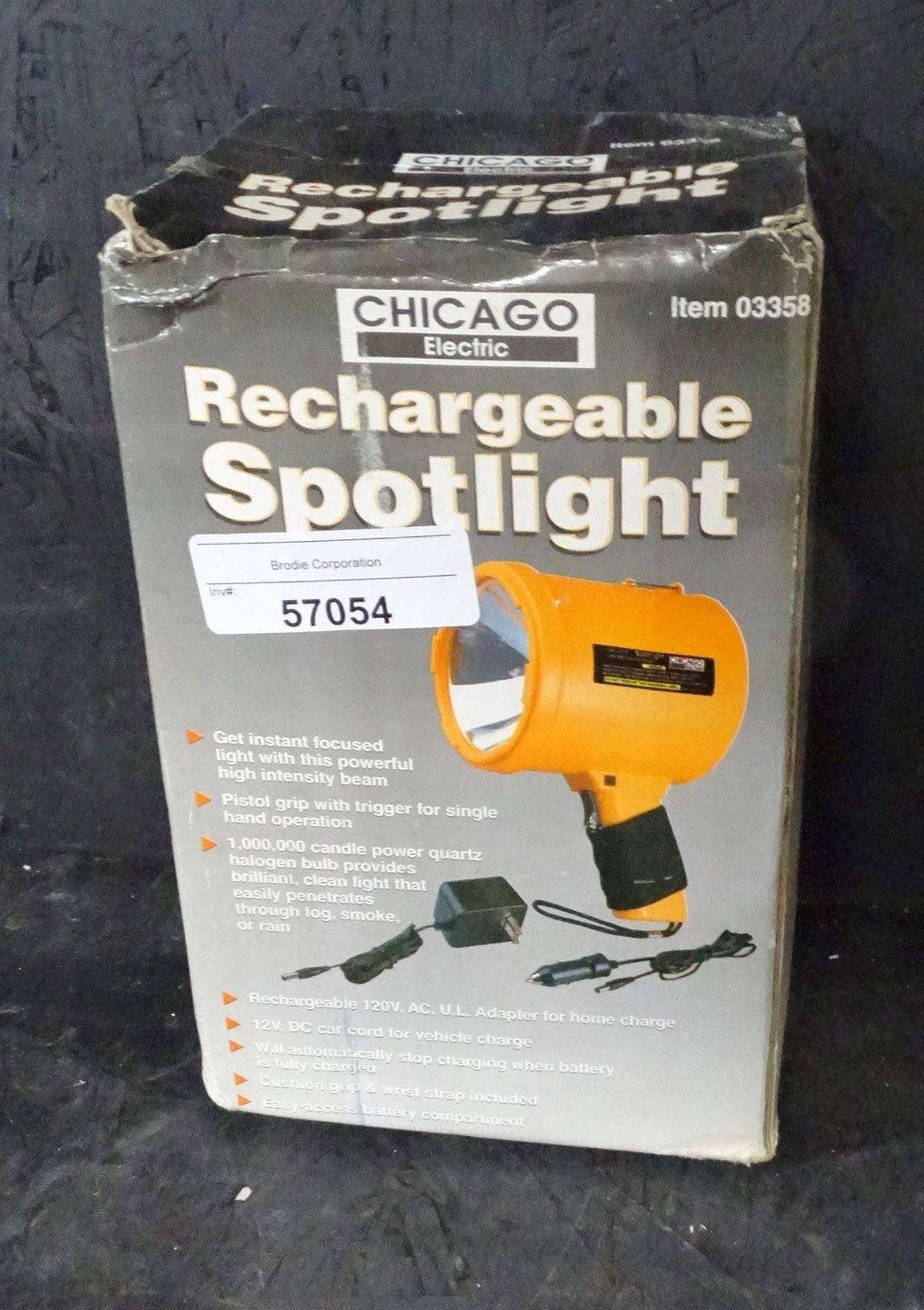 Chicago Electric Rechargeable Spot Light - Bild 3 aus 4