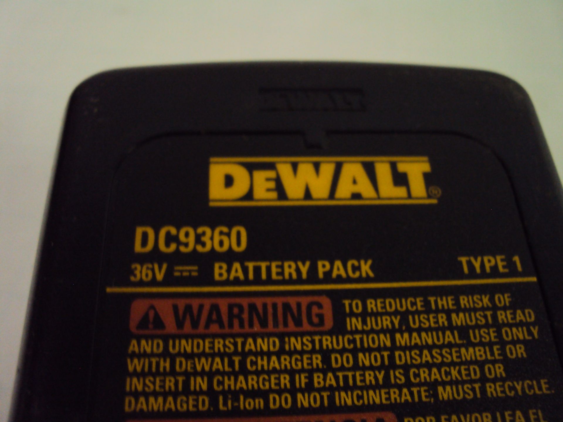 Dewalt DC9360 36V Battery Pack - Image 3 of 3