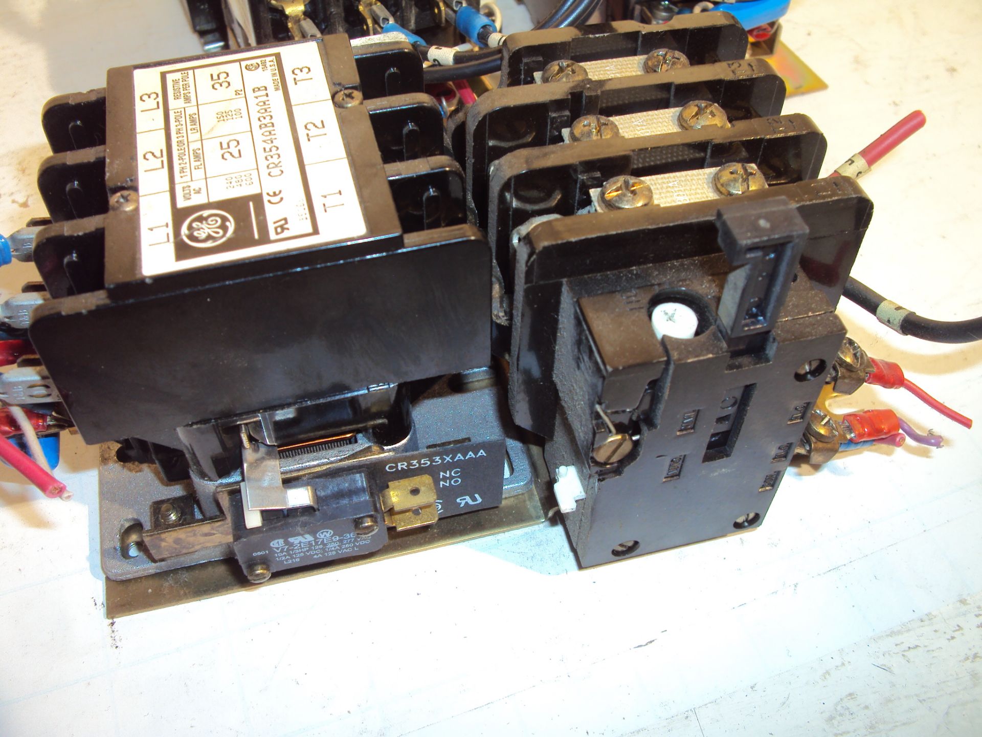 (3) General Electric CR354ABBAA1B Motor Starter Magnetic Contactors - Image 4 of 5
