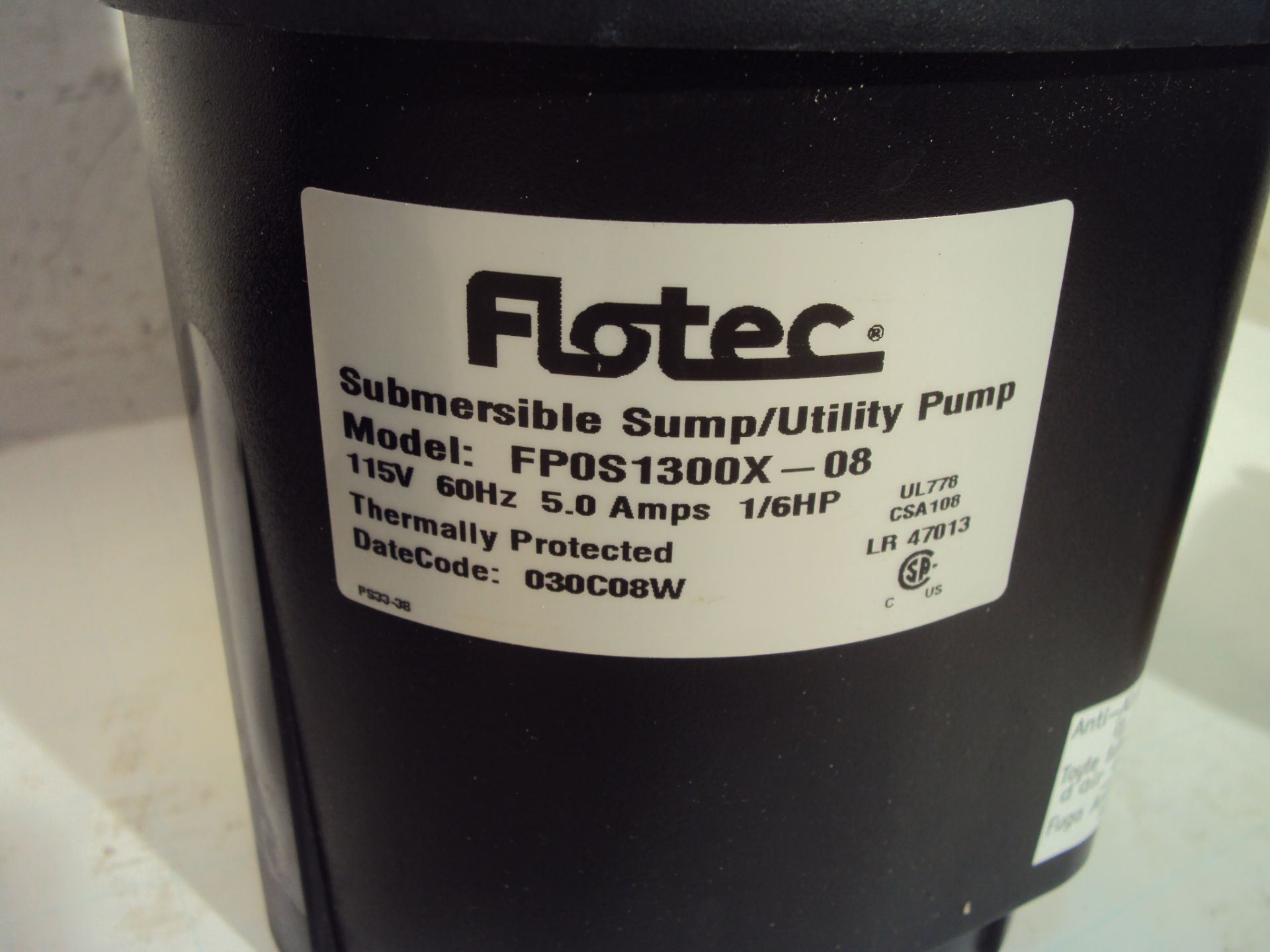 Flotec FP0S1300X-08 Sump Pump & Intertek HT196BA Air Pump - Image 3 of 6