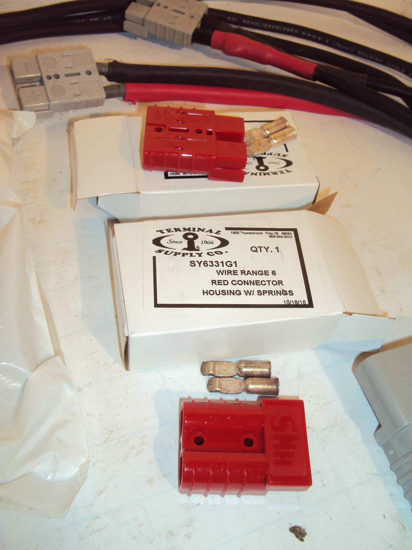 Anderson Battery Connector Blocks and Terminals - Image 4 of 5
