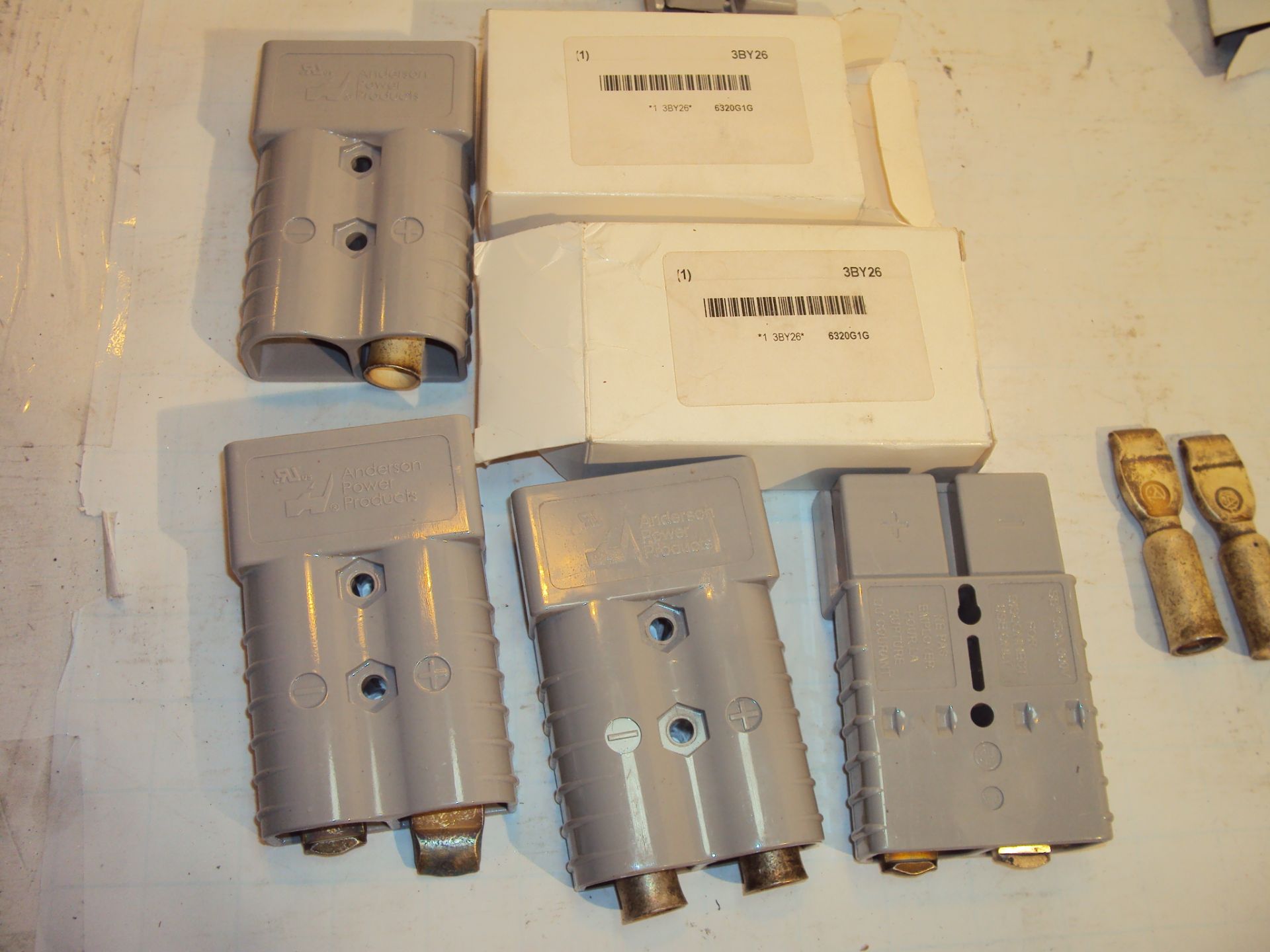 Anderson Battery Connector Blocks and Terminals - Image 2 of 5
