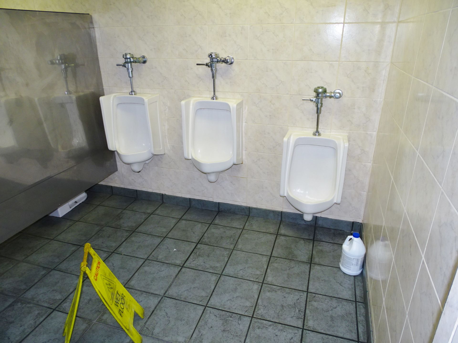 Restroom Fixtures (Men's Room) - Image 3 of 4
