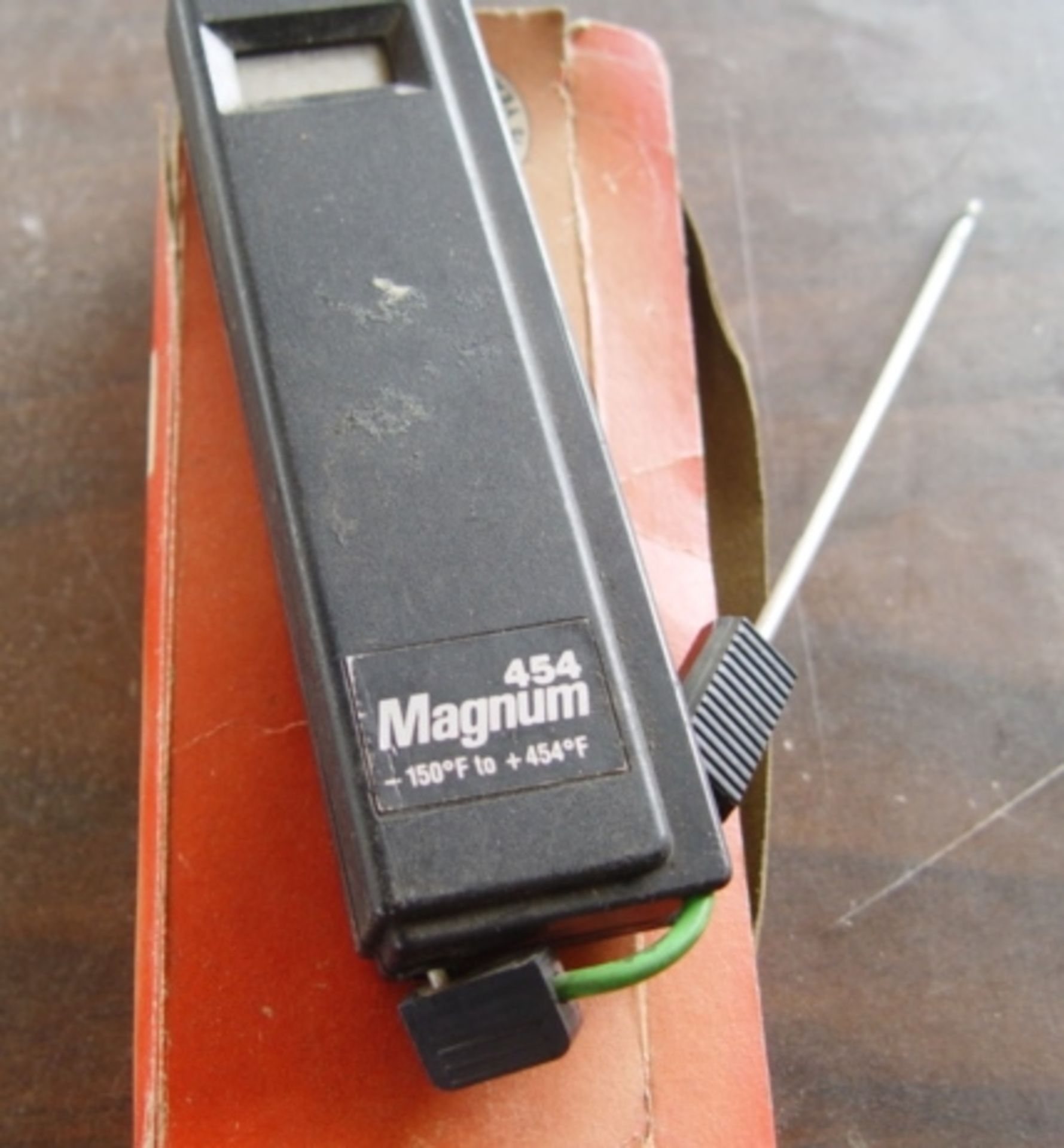 Tripett Temperature Gage