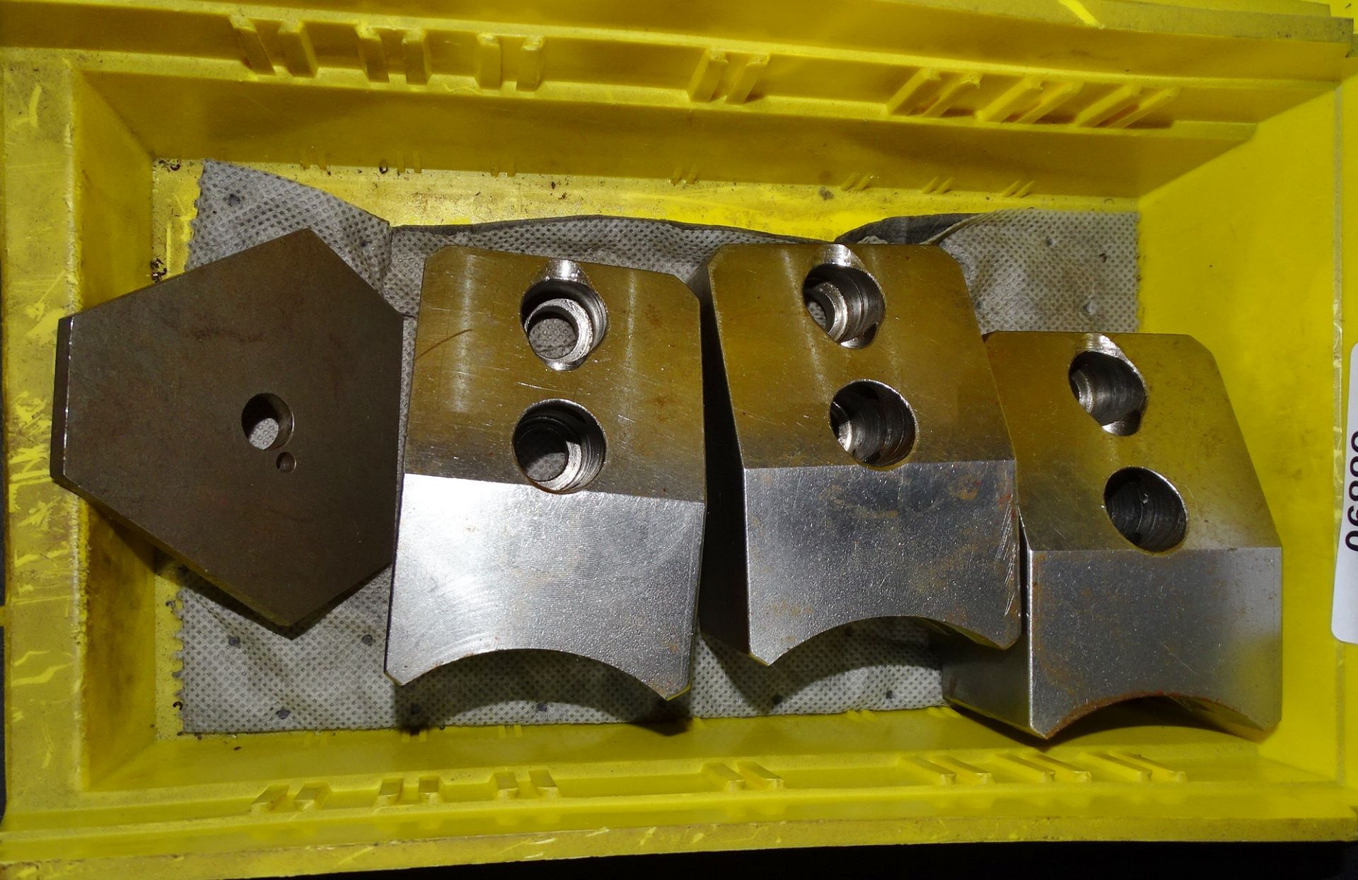 Set 3-Jaw Chuck Jaws W/Superior Jaw Pads - Image 2 of 3