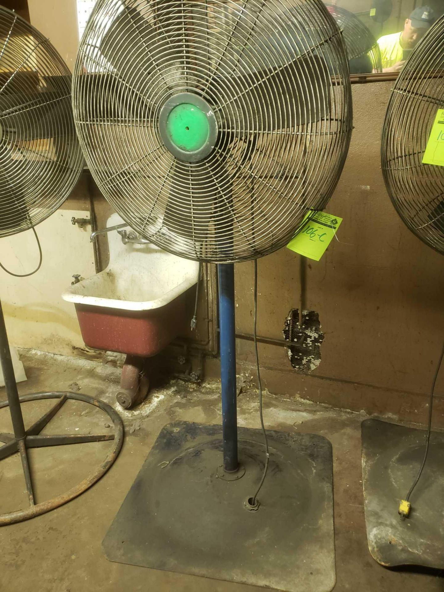 Industrial 32 inch Shop Fan