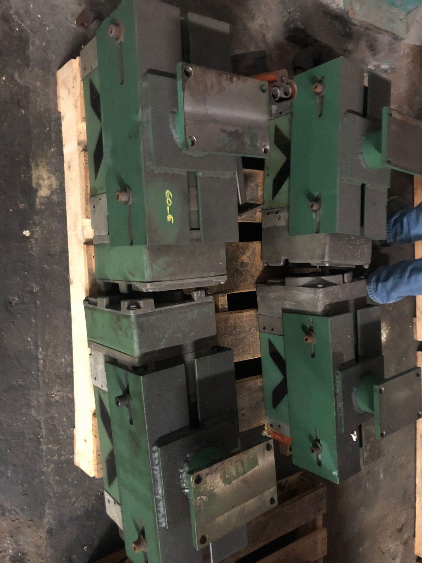 Choice by pallet. Welding Transformers, Misc steel bracket