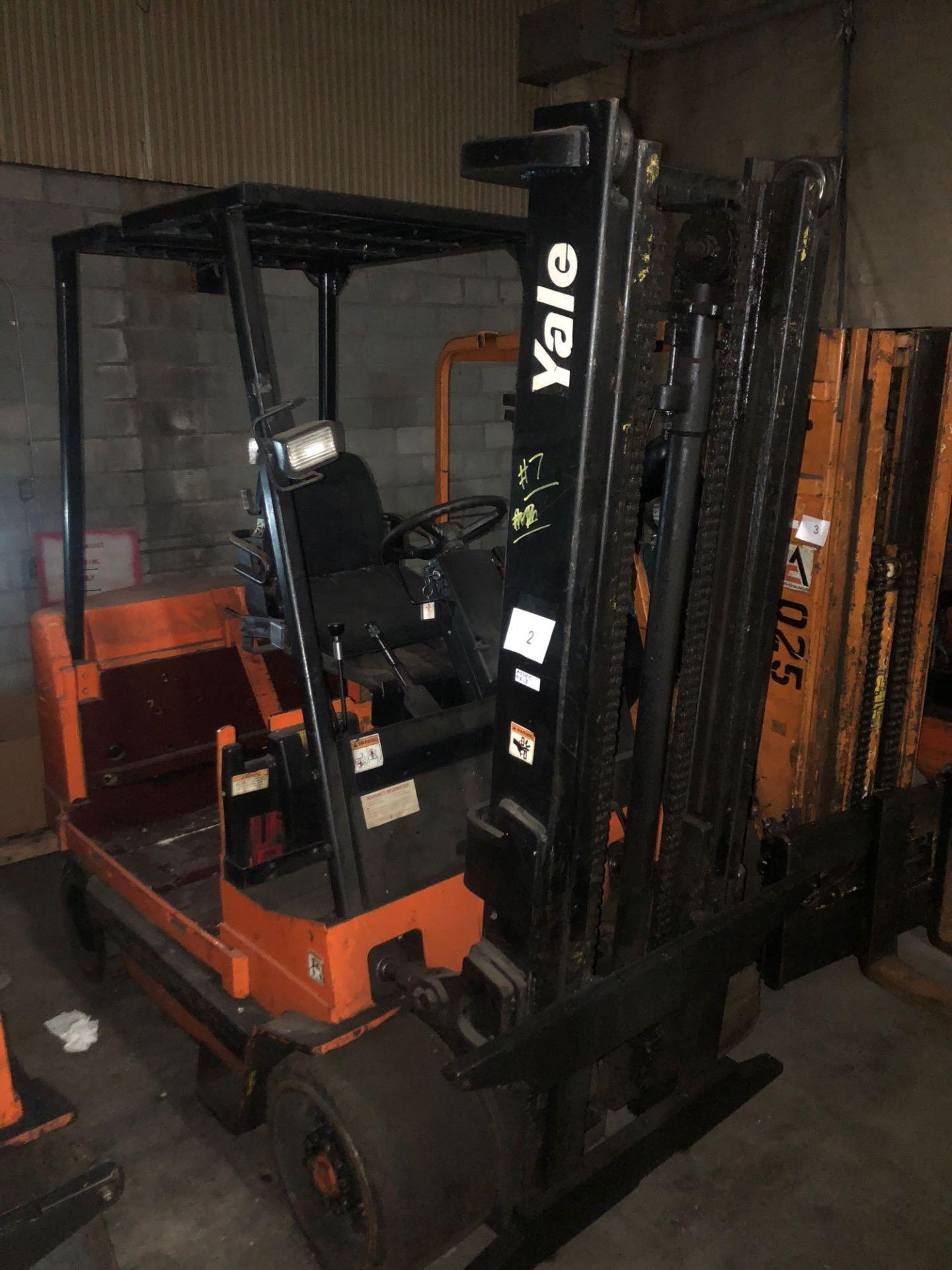 Yale Electric Dual Mast Forklift Model ERC100HDN36SV096FR