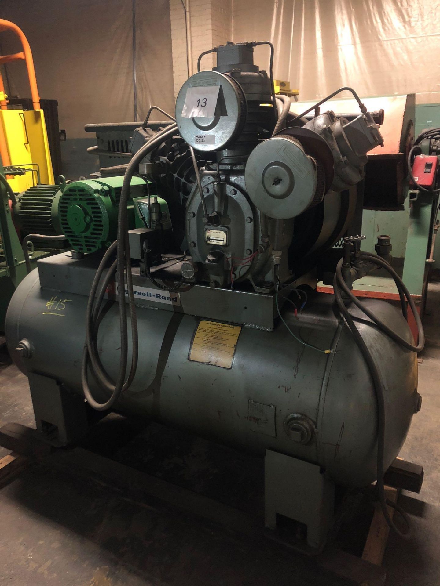 Ingersoll Rand Horizontal 60 gal Air Compressor