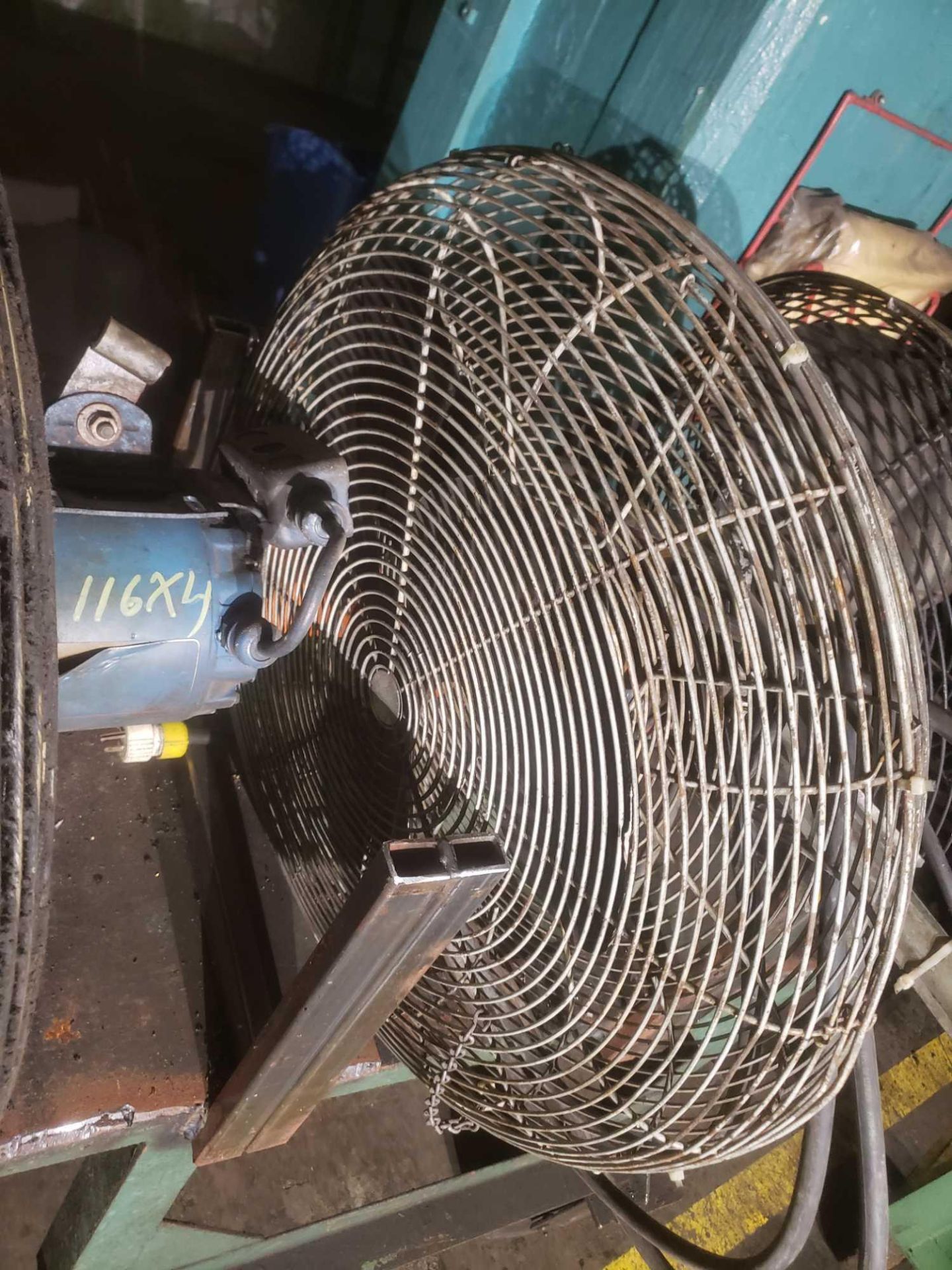 Lot of 4 Wall Mounted Shop Fans - Image 4 of 5