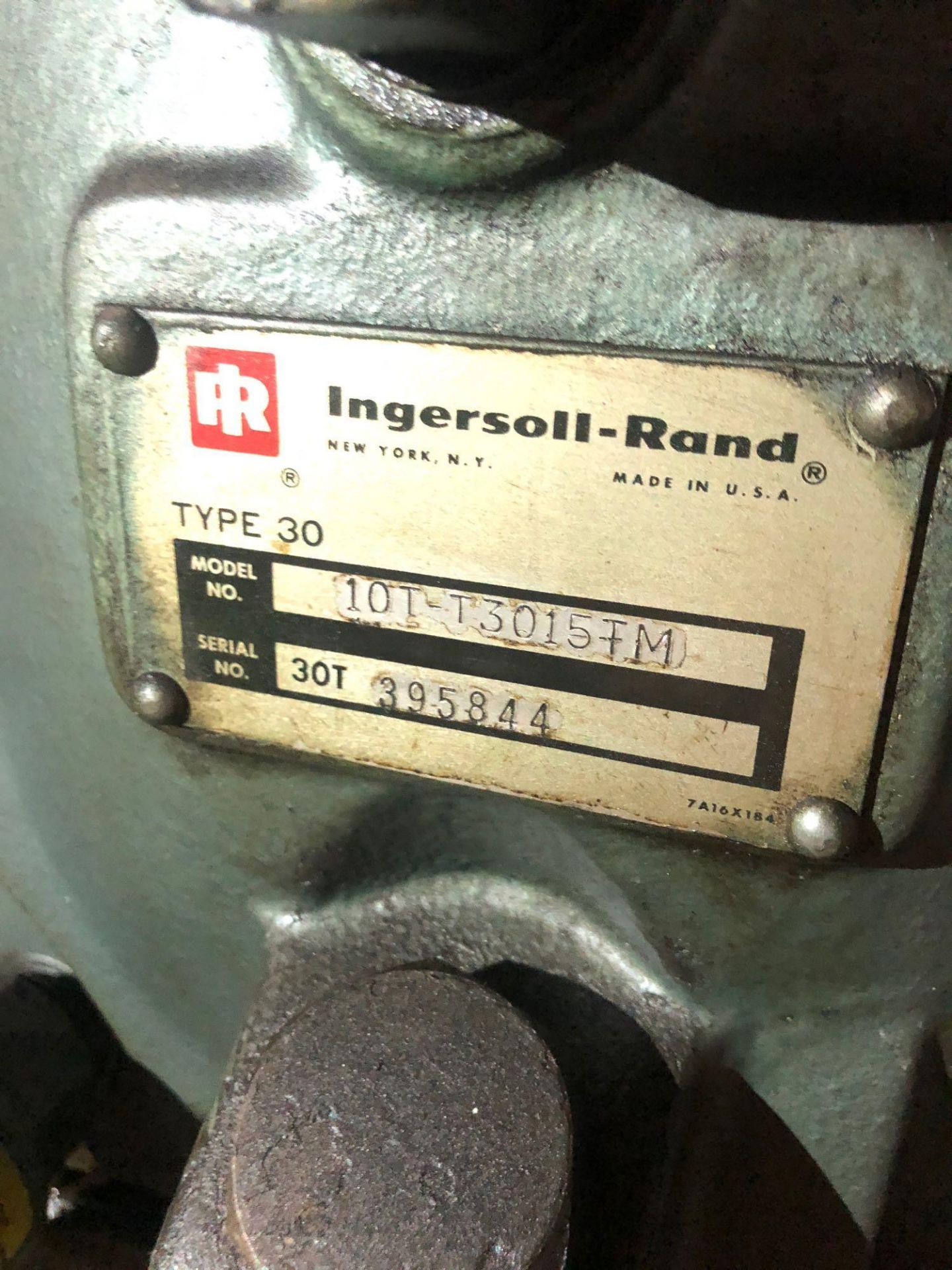 Ingersoll Rand Horizontal 60 gal Air Compressor - Image 2 of 2