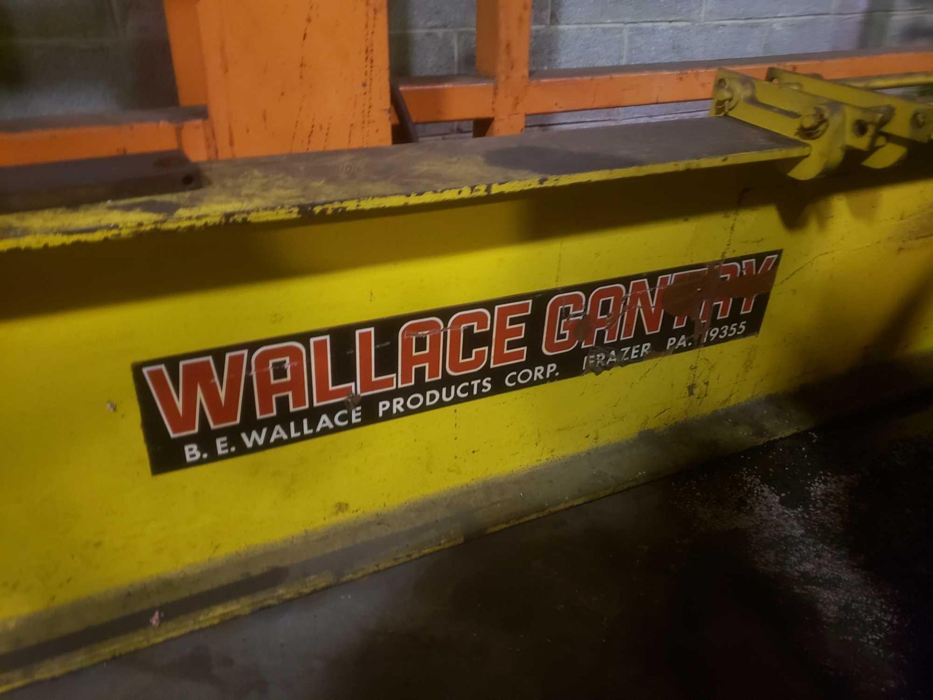 Wallace Gantry max cap. 9600lbs