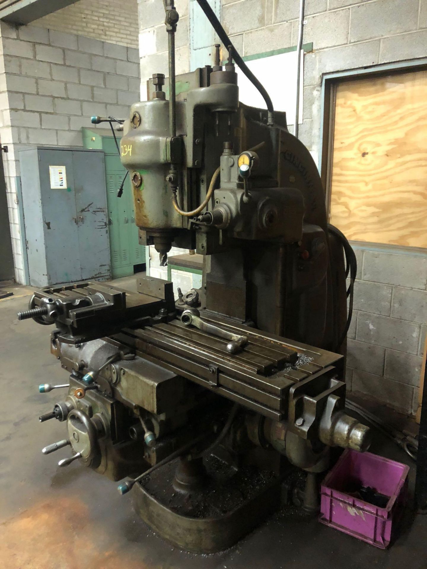 Cincinnati Milling Machine #205-12 - Image 2 of 3