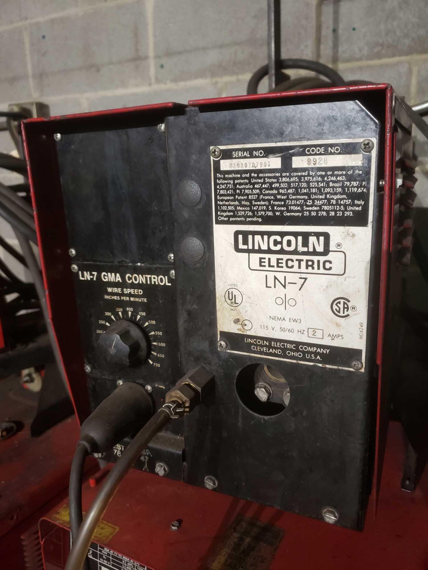 Lincoln Electric LN-7 Wire Feed Welder CV-300 - Image 2 of 3