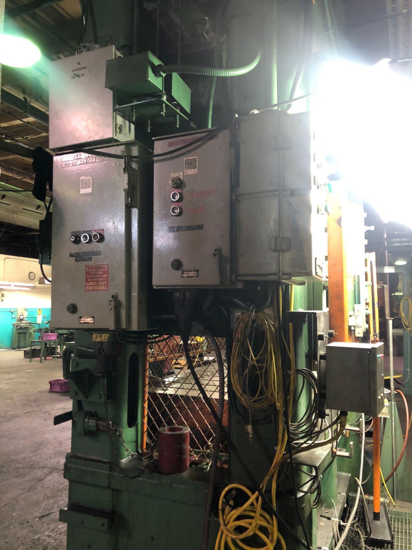 Niagara 150 Ton Power Press #SC2-150-72-36 - Image 3 of 6