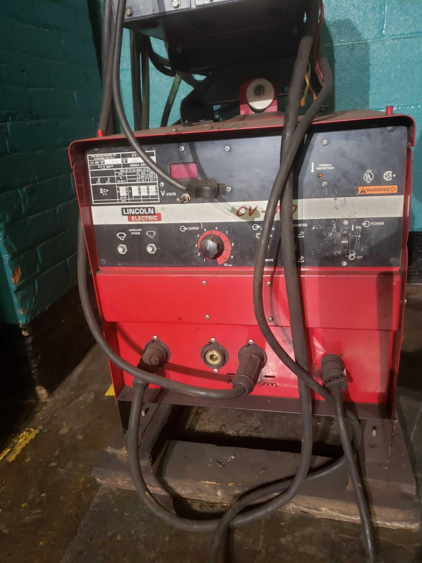 Lincoln Electric LN-7 Wire Feed Welder CV-300 - Image 3 of 3