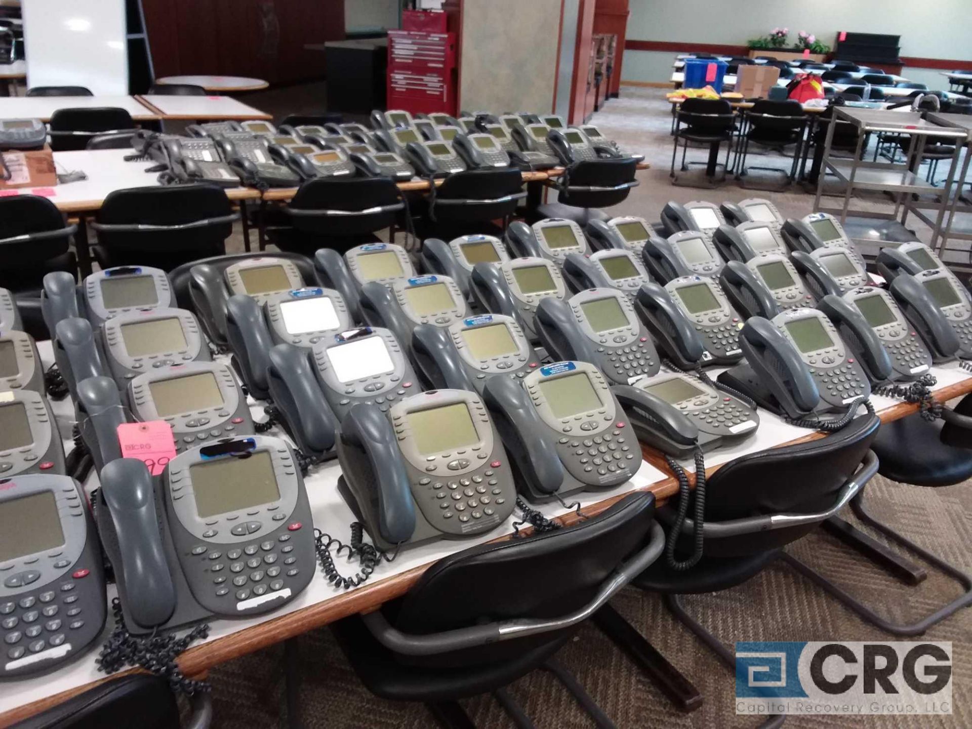 Lot of approx (100) Lucent/Avaya 2420D01A telephone handsets and components (cafe)
