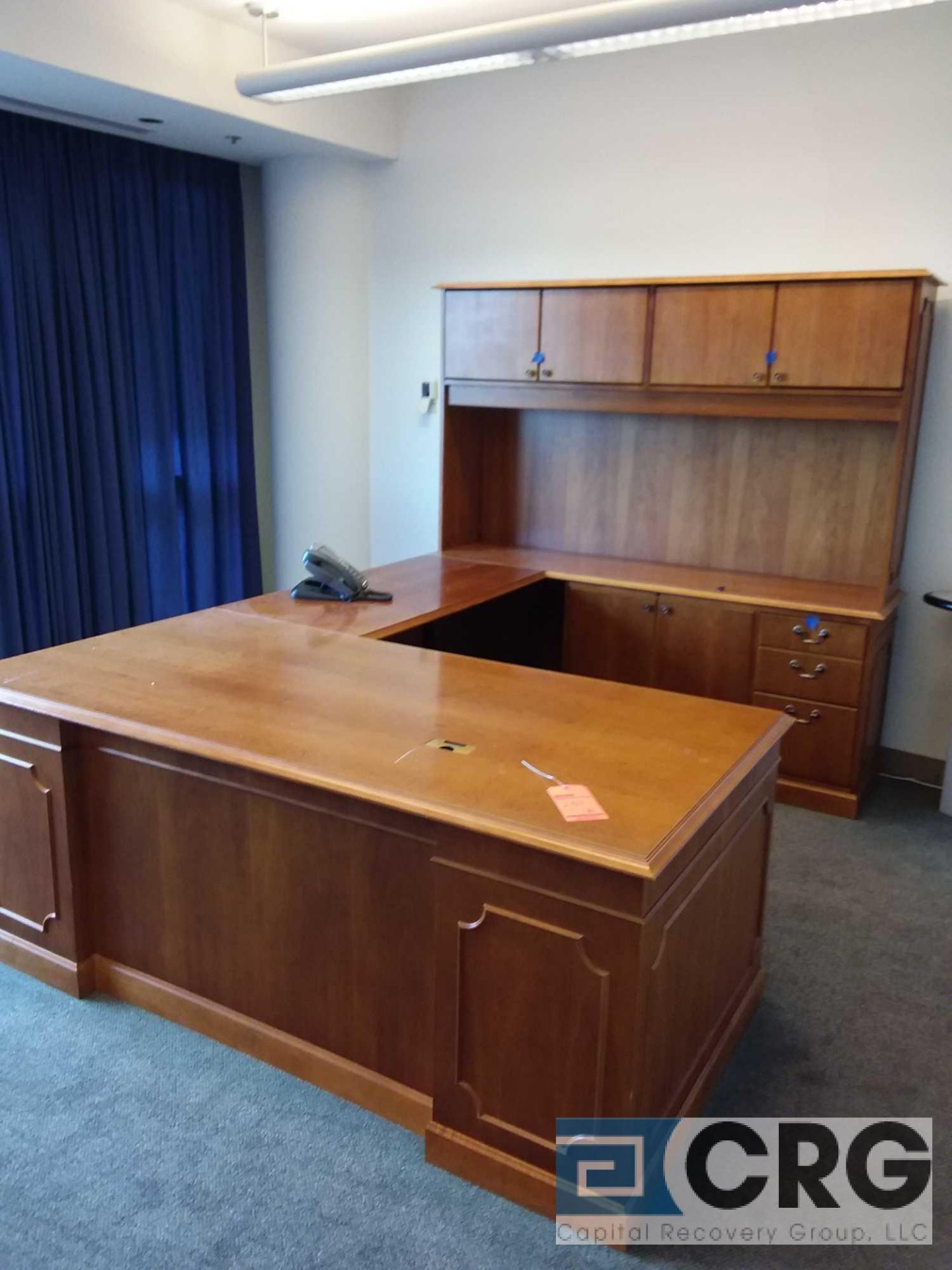 Lot of executive office and lobby furnishings, includes leather sofa and loveseats, (4) granite