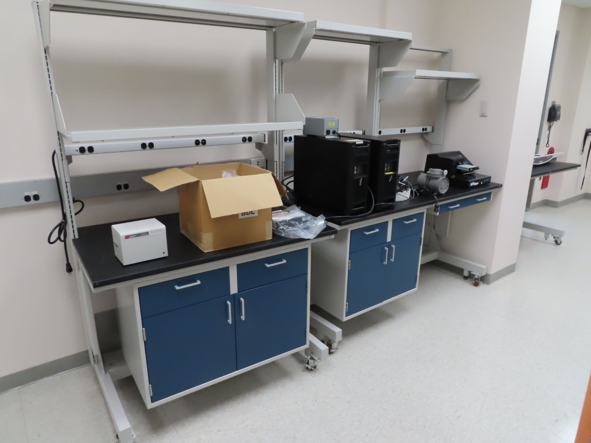 Lot of (10) assorted Kewaunee Scientific mobile lab counters, located in D wing, 3rd floor, room - Image 2 of 2
