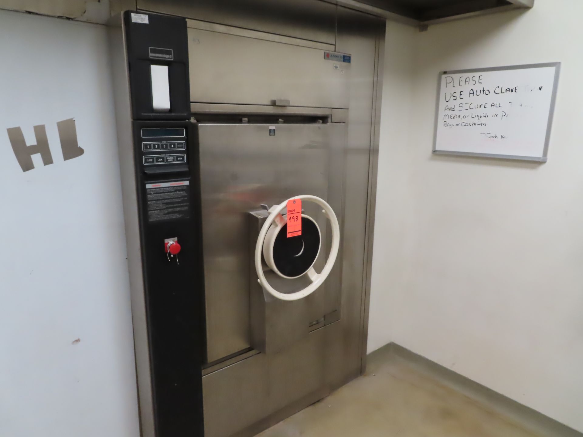 Amsco 3033 autoclave, s/n 11787212, located in D wing, 3rd floor, room 389C