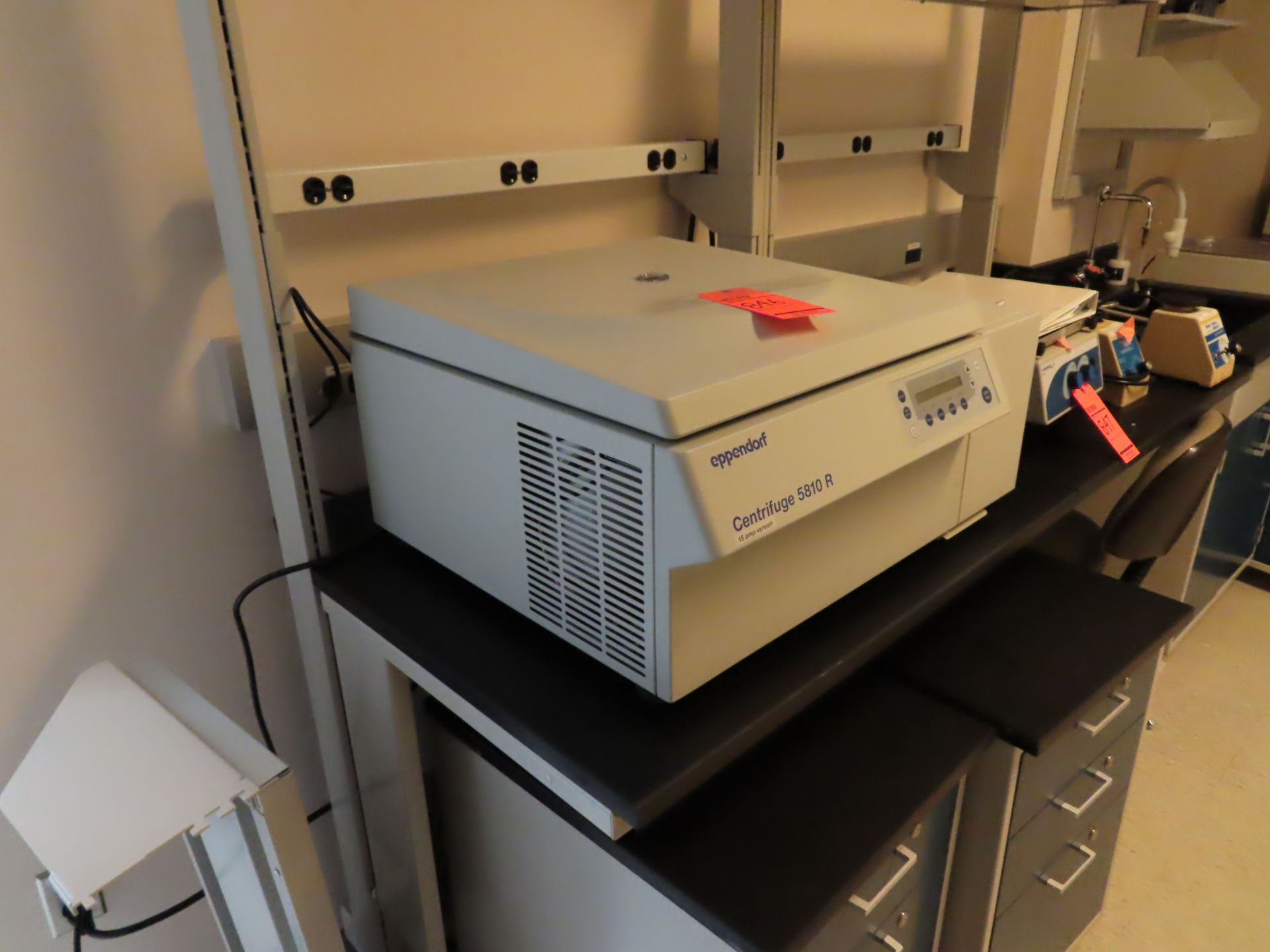 Eppindorf 5810 R refrigerated centrifuge, located B wing, 3rd floor, room 357A