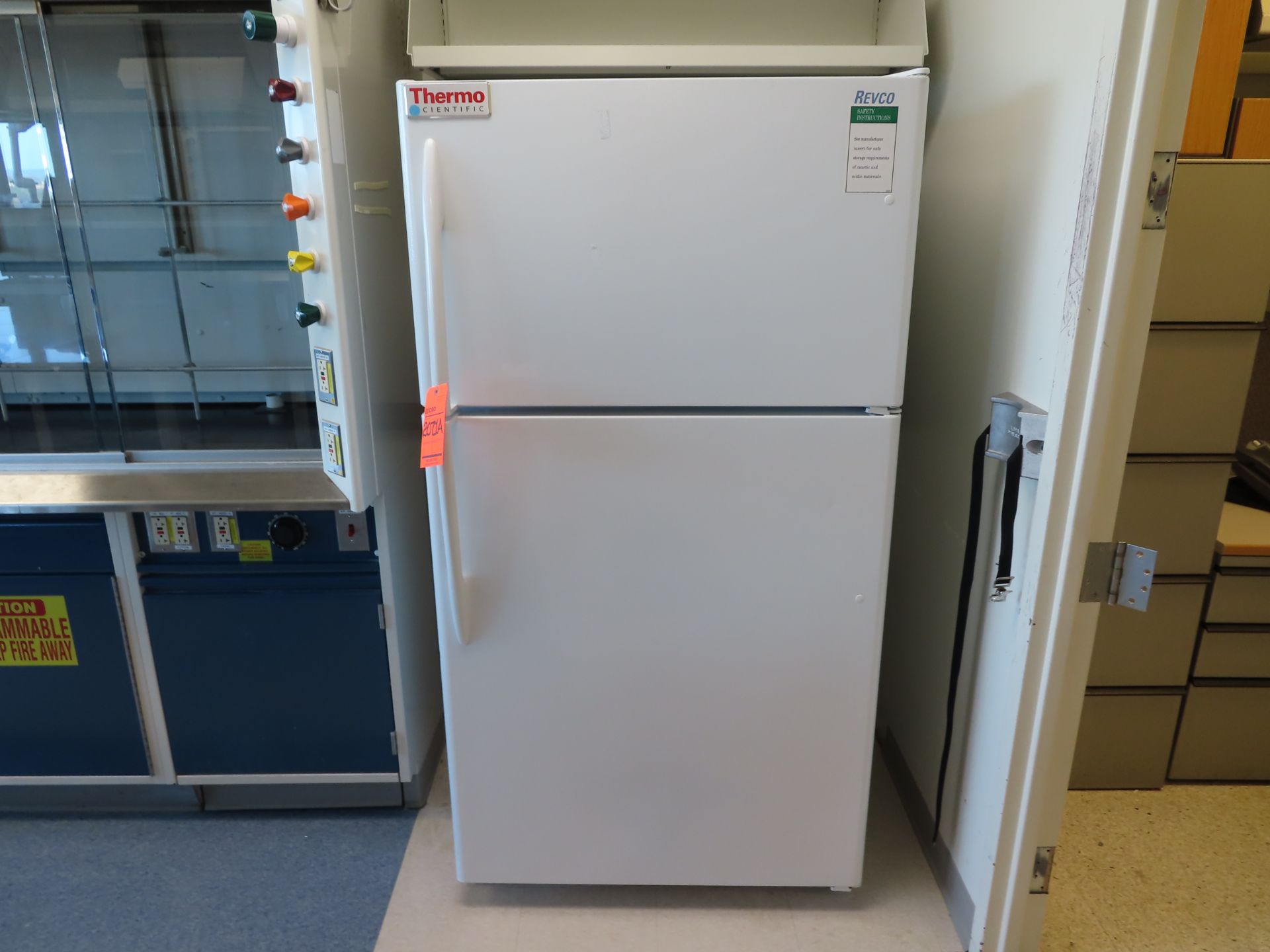 Thermo RCRF252A14 refrigerator freezer, located in D wing, 4th floor, room 486E