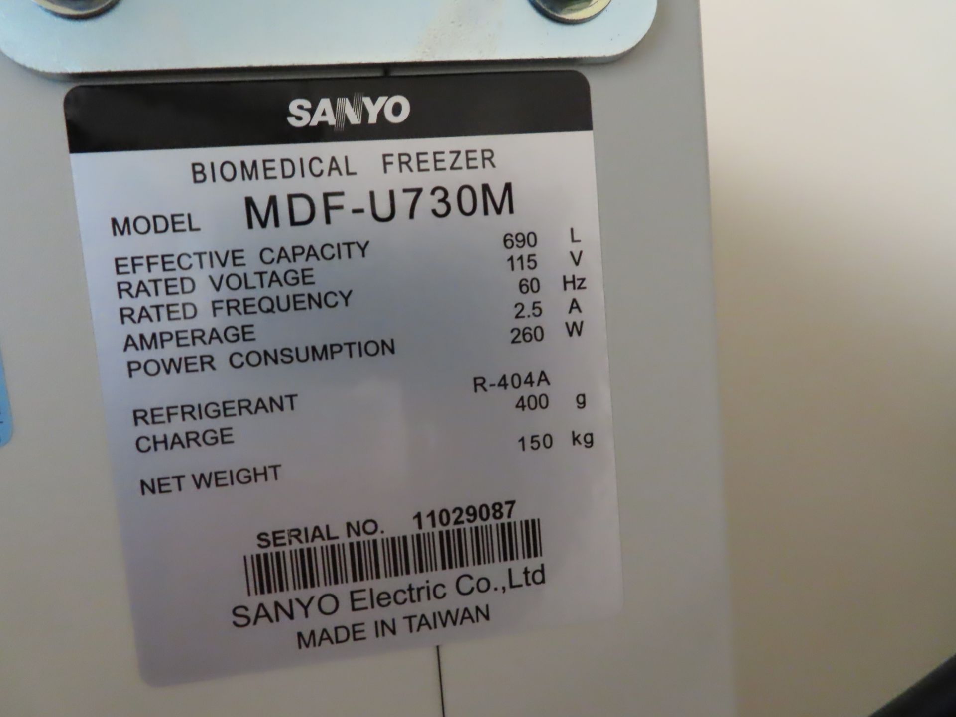 Sanyo moidel WDF-U730M freezer, s/n 11029087, located C wing, 3rd floor, room 361E - Bild 2 aus 2