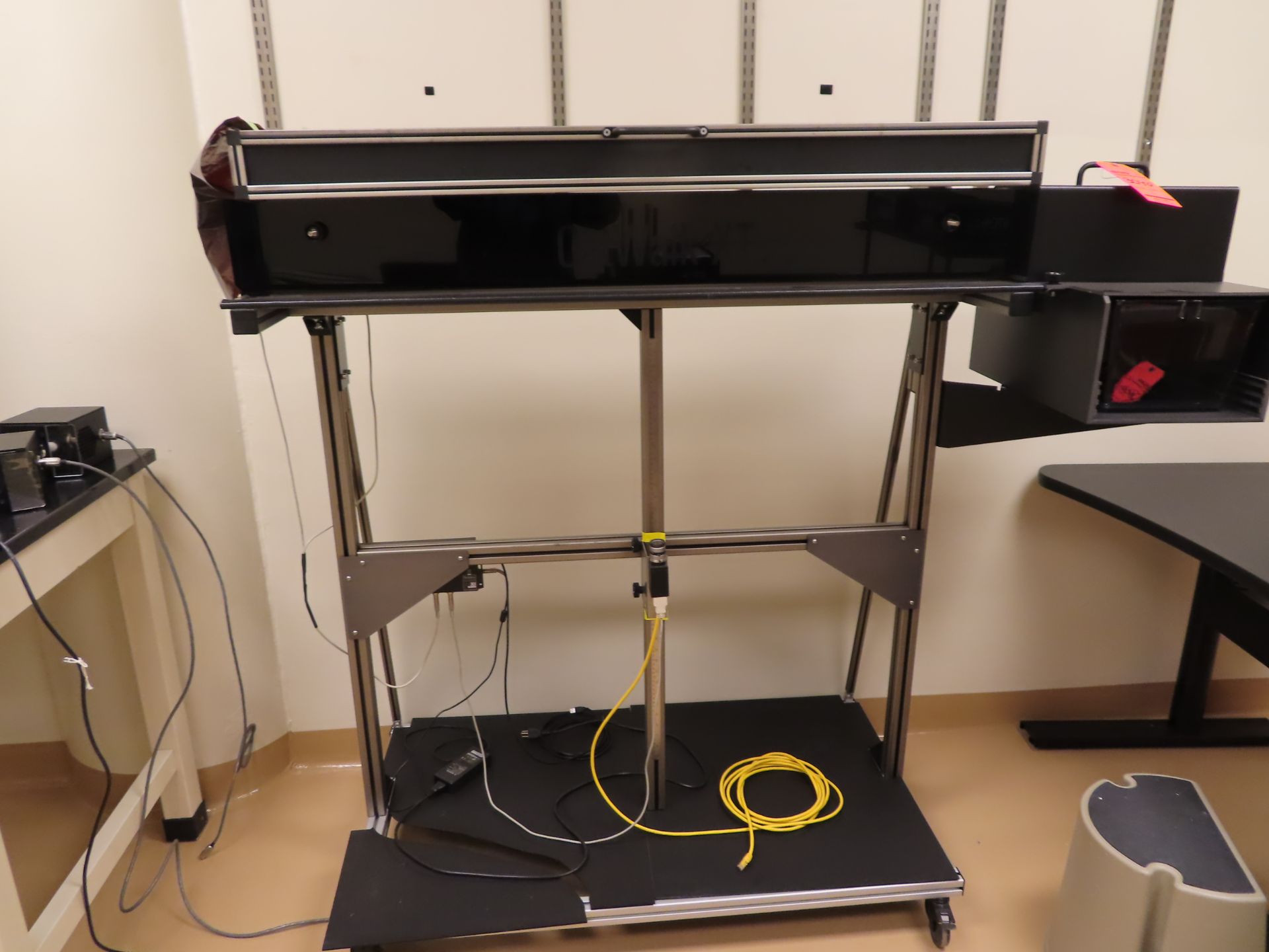 Lot includes (3) IITC Life Science series 8 testing controls, 390G, with 2 400 heated bases, and (1) - Image 4 of 4