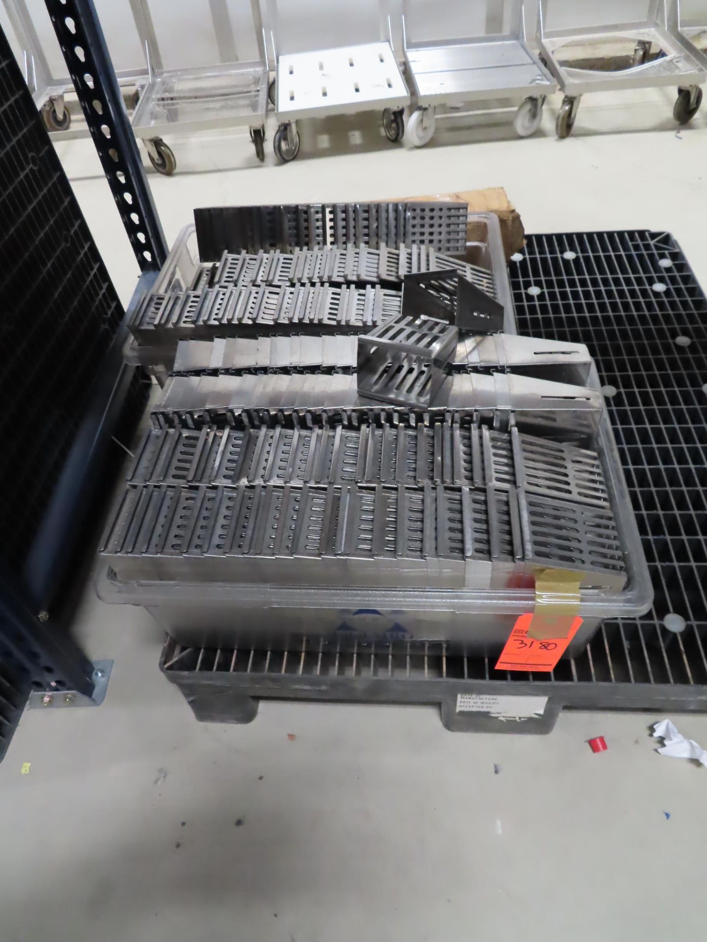 Lot of assorted stainless steel cage accessories, sipper sack holders, donnage shelving, etc. - Image 8 of 9