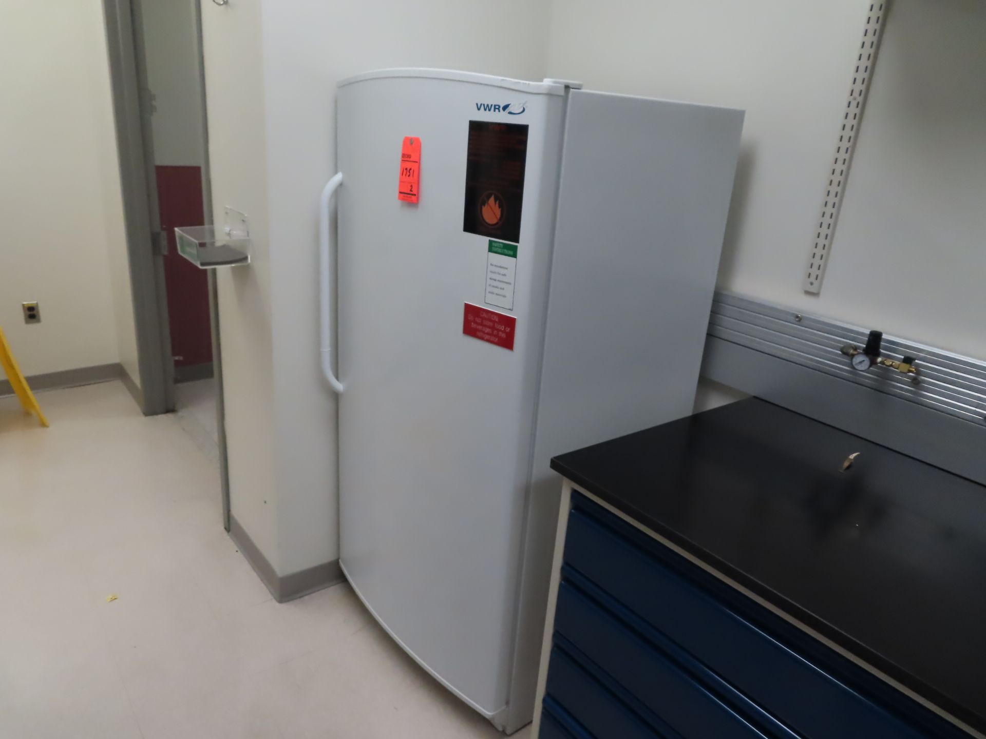 Lot including: (1) VWR flammable material storage refrigerator, (1) Puffer Hubbard lab freezer, - Image 3 of 4