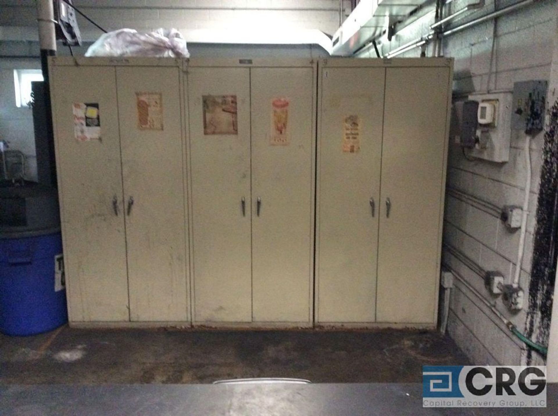Lot of (11) 2 door metal storage cabinets - Image 3 of 4