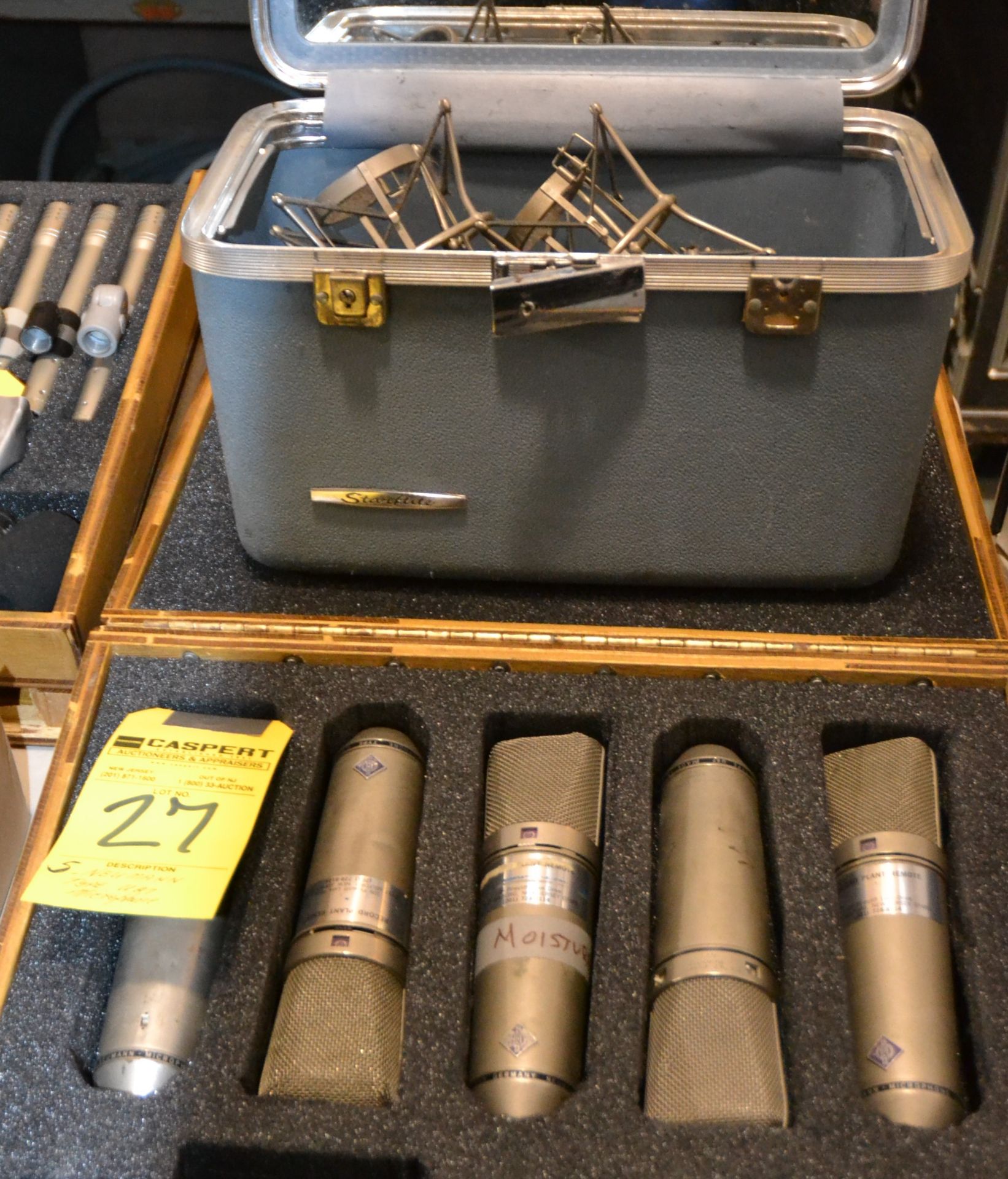 NEUMANN U87 MICROPHONE