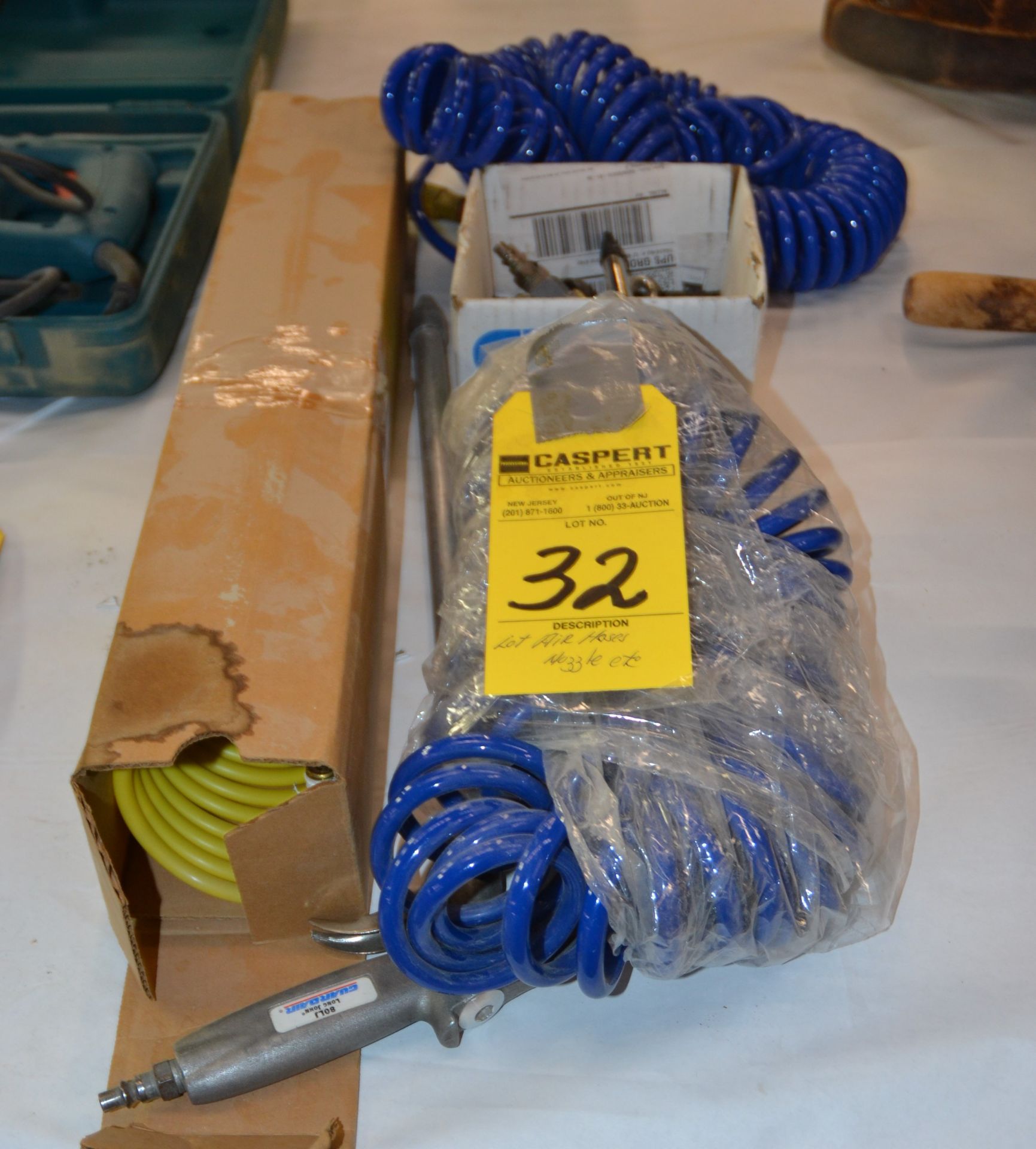 LOT - AIR HOSES AND NOZZLES